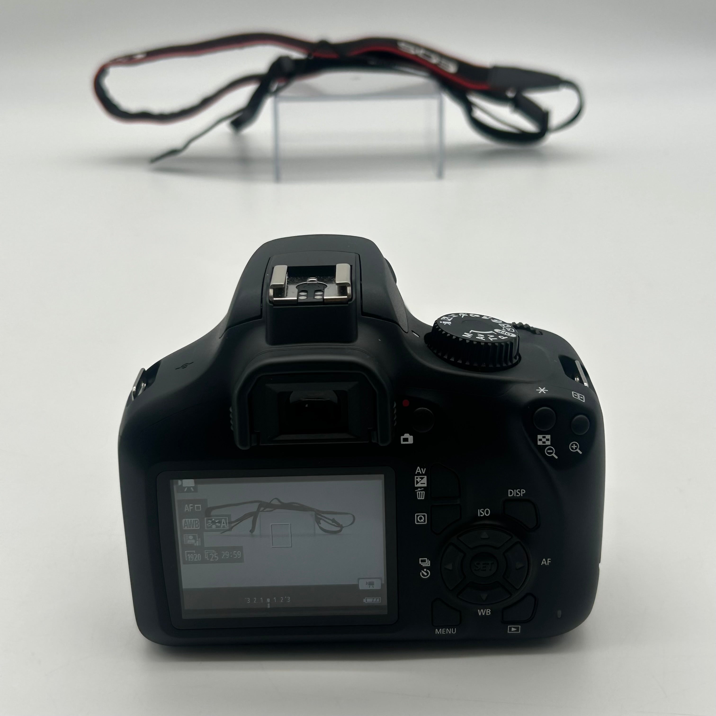 Official Canon EOS 4000D DSLR Camera and EF-S 18-55 mm f/3.5-5.6 III Lens -Black