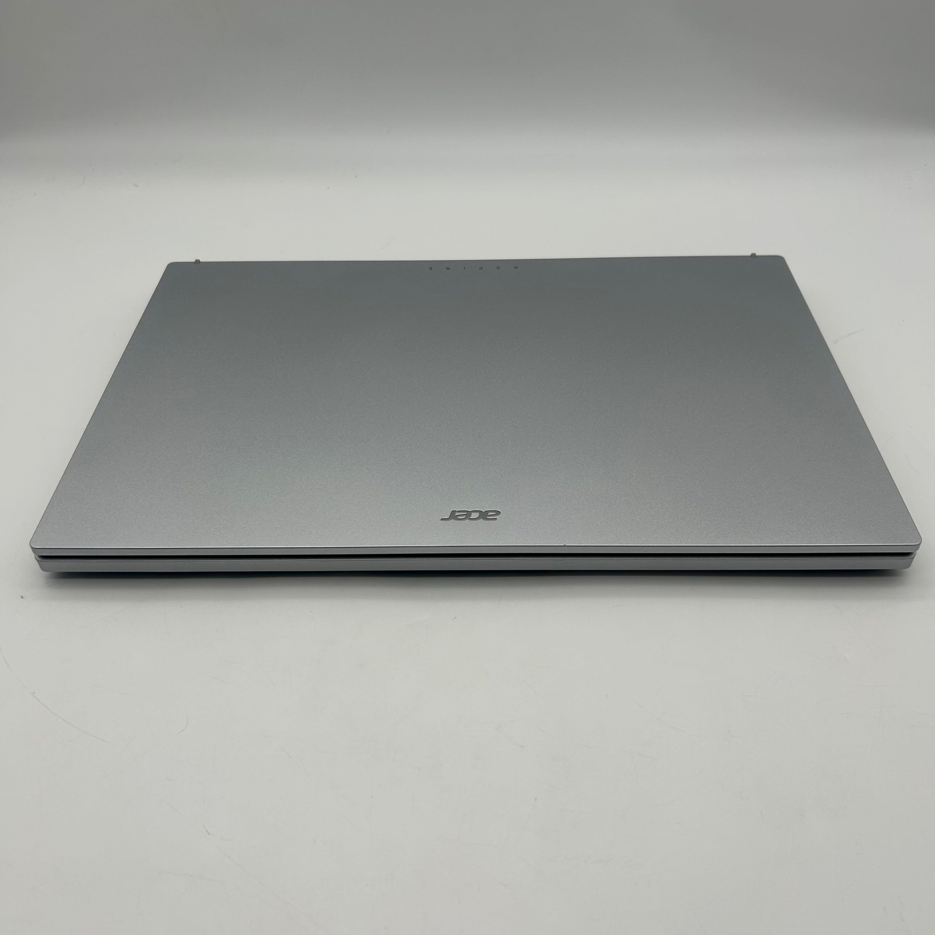 Dell Aspire Go 15 Laptop - Intel Core TM 3 N355, 8GB RAM, 128GB SSD, w/ Charger