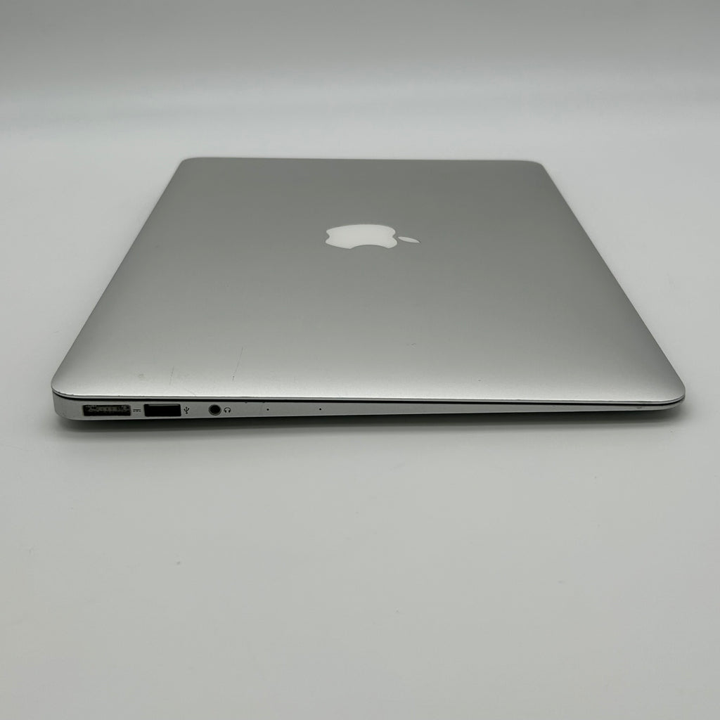 Apple MacBook Air 13" 2017 A1466 Core i5 1.8GHZ 8GB 256GB SSD  - Silver - Used