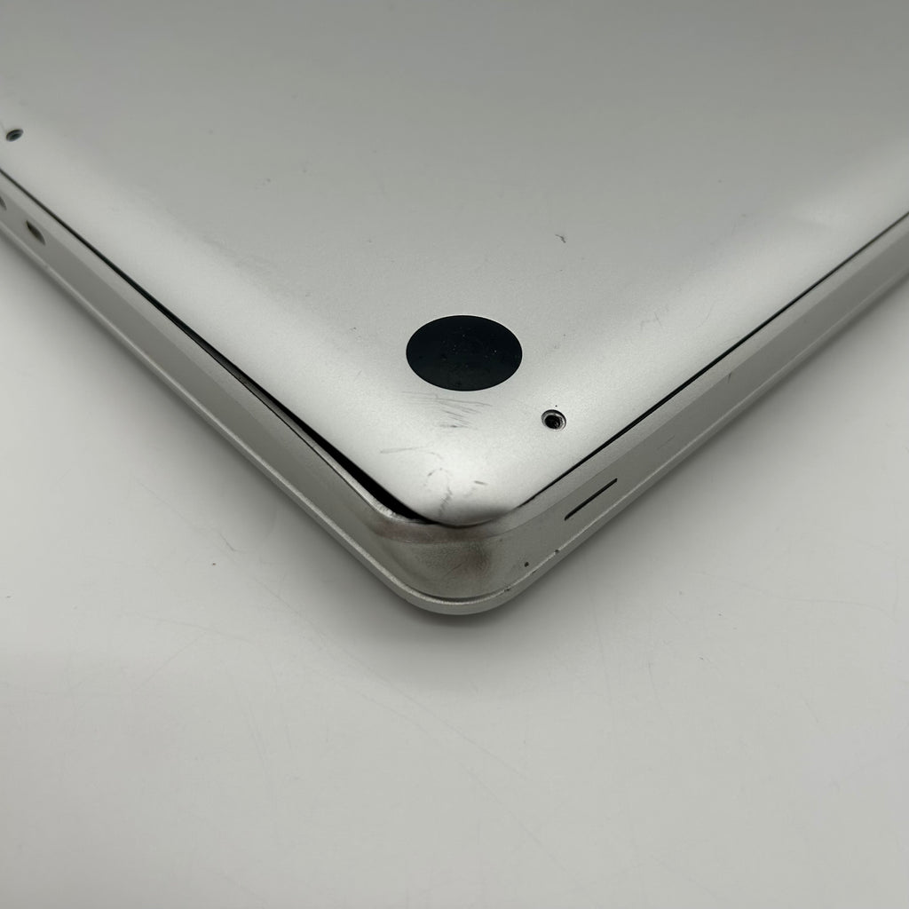 Apple Macbook Pro 17" A1297 Mid 2010 i7 2.2GHz 256GB SSD 4GB High Sierra