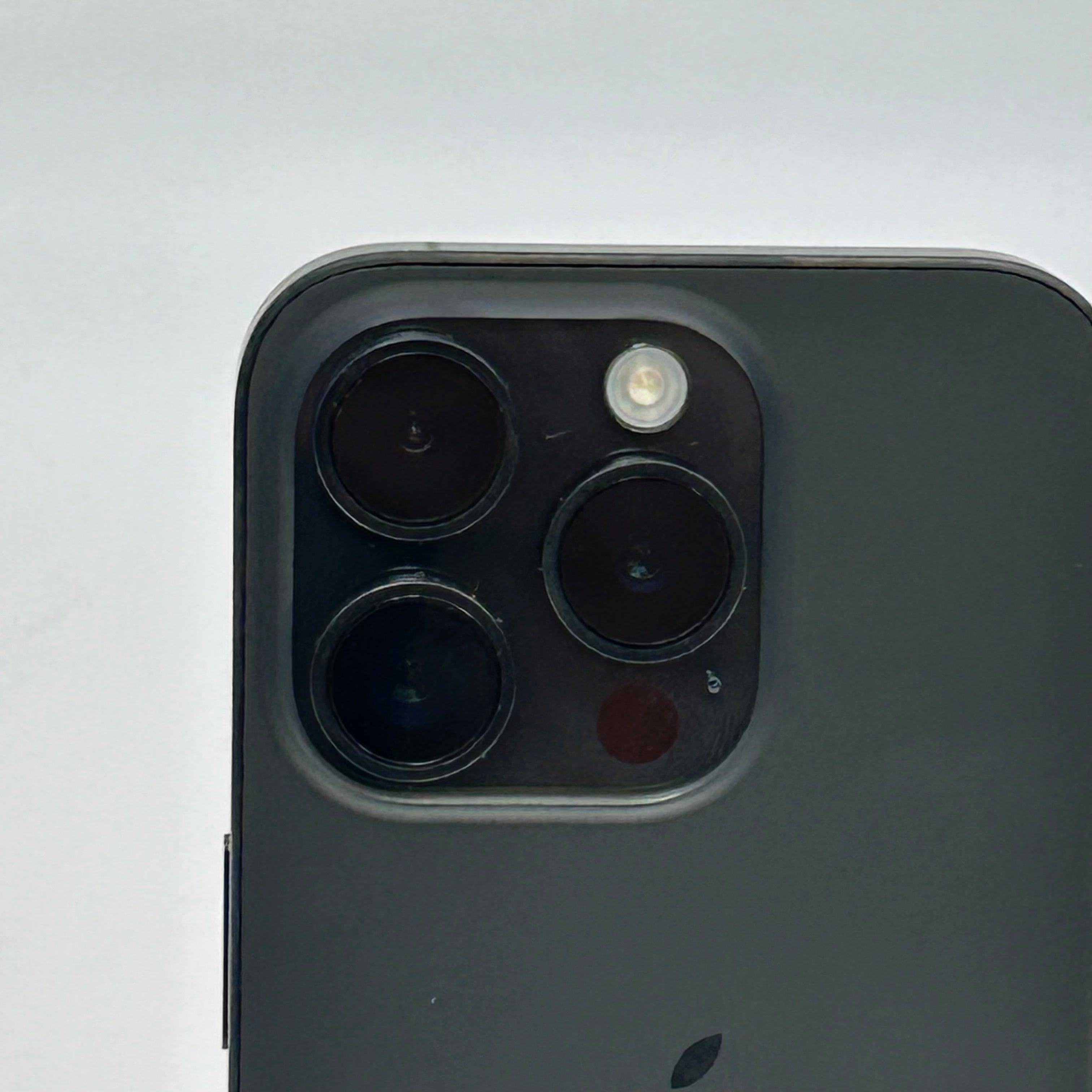 Apple iPhone 15 Pro - 128 GB - Black Titanium (T-Mobile) READ