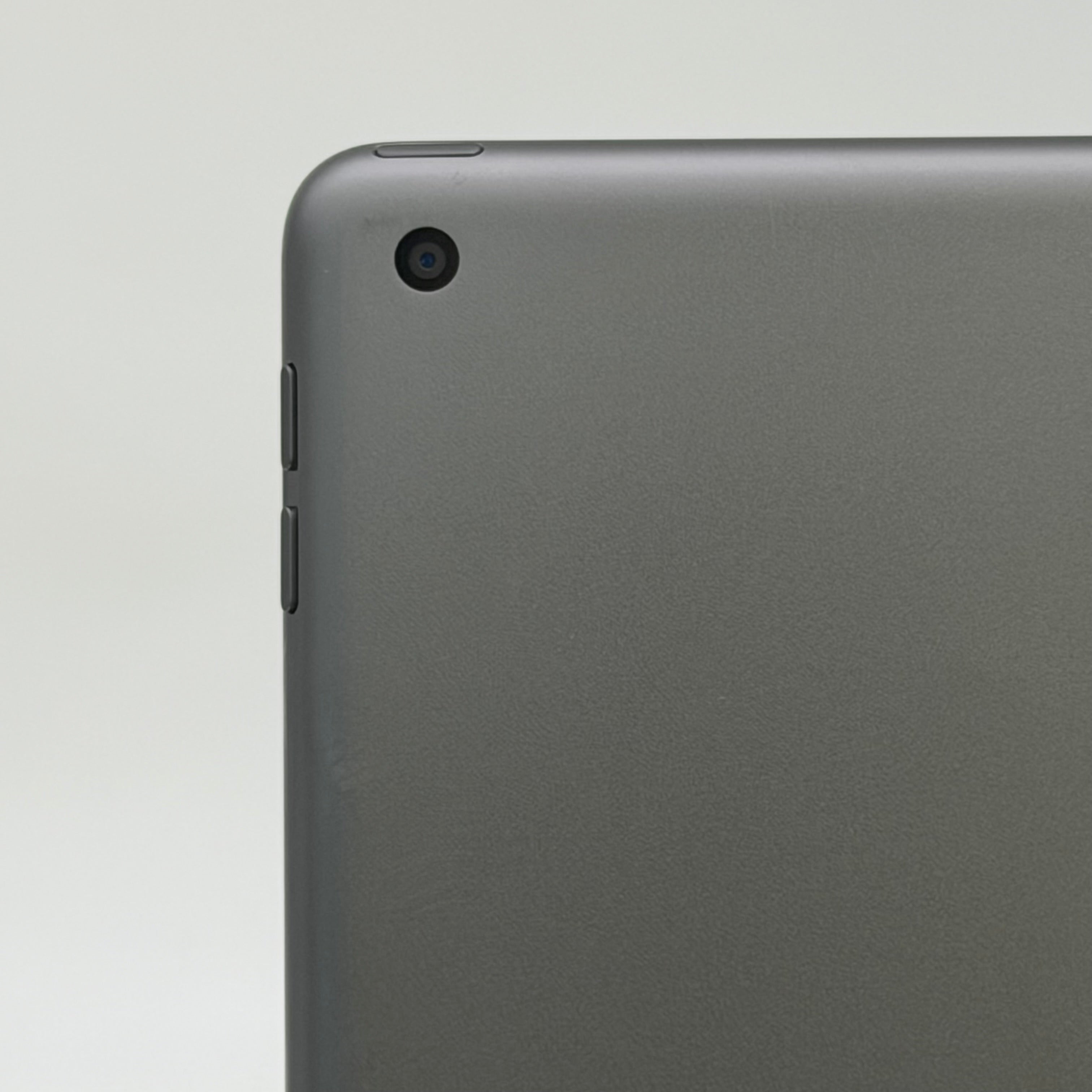 Apple iPad 8th Gen 2020 (Wi-Fi) 32GB Space Gray