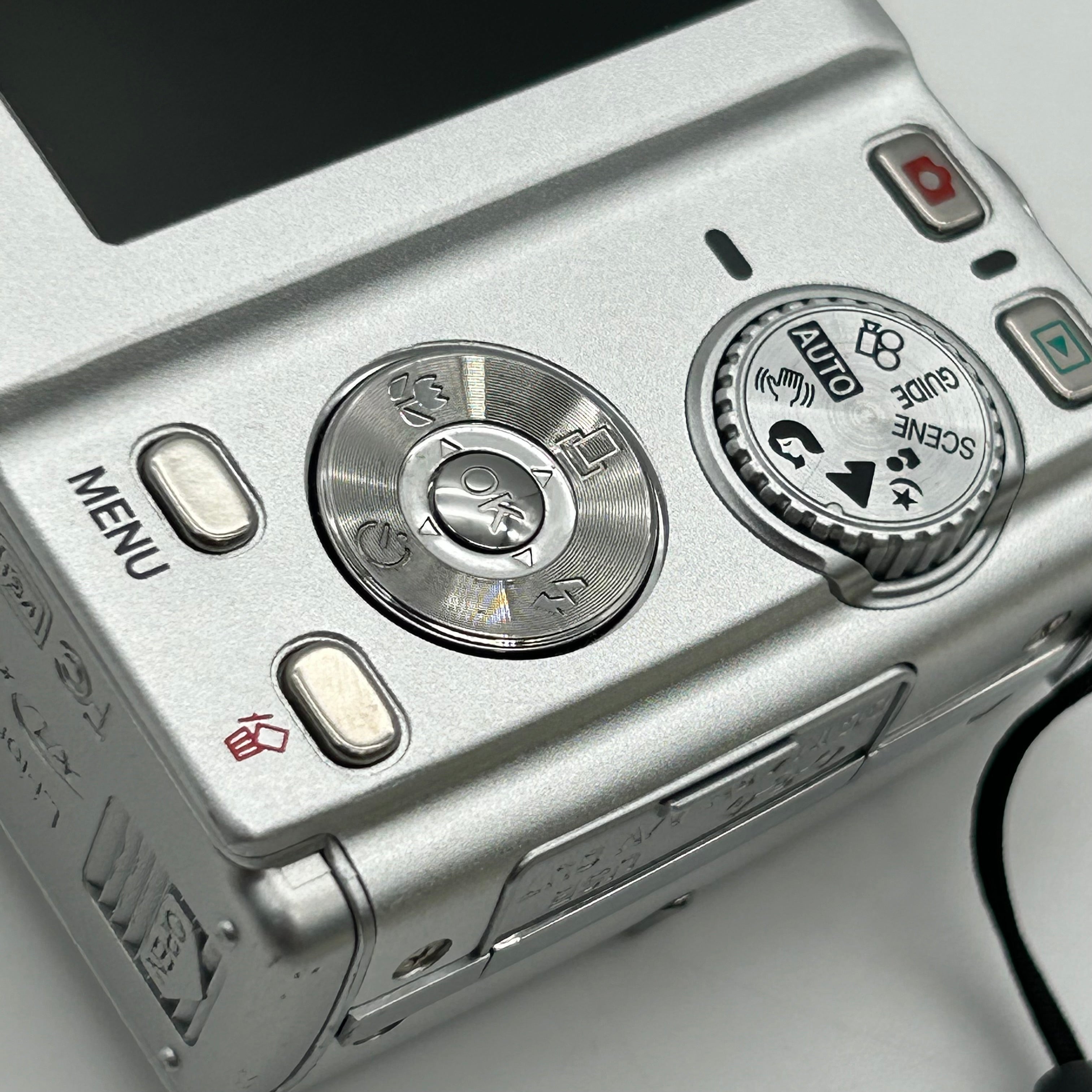 Olympus FE-200 6.0MP Digital Camera Silver Bundle - Tested Working 1GB xD Card