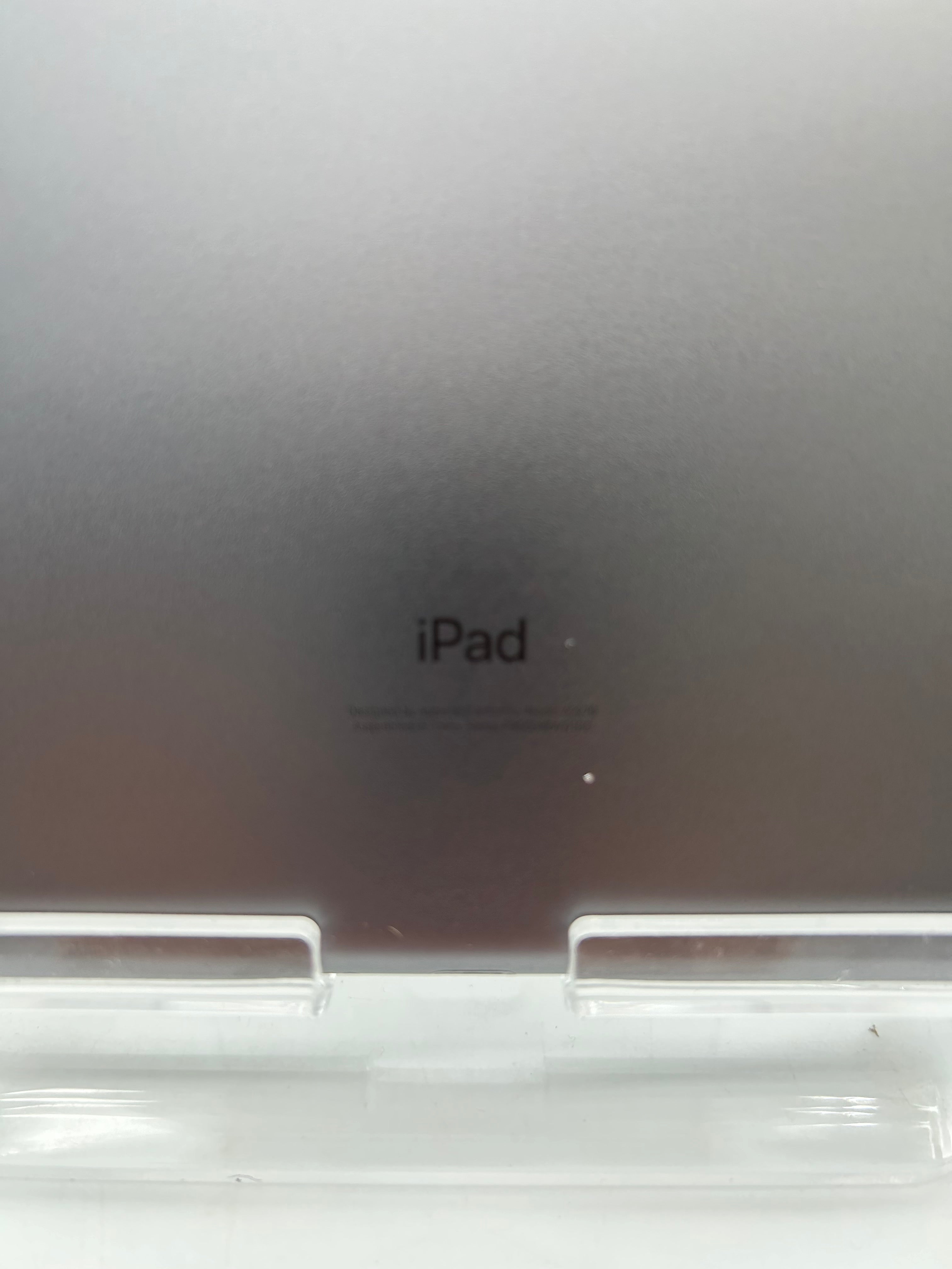 Apple iPad 8th Gen A2270 32GB Wi-Fi Space Gray