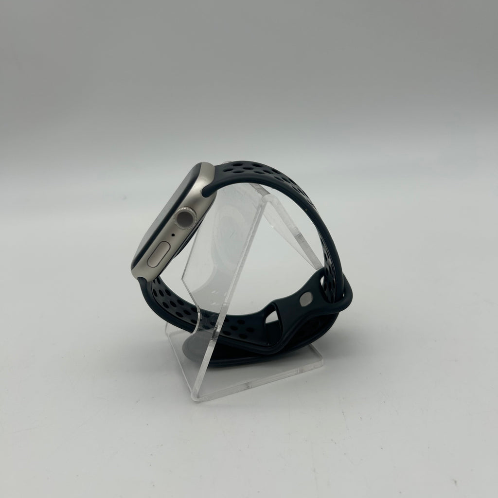Apple Watch Series 8 GPS 45mm Silver A2771