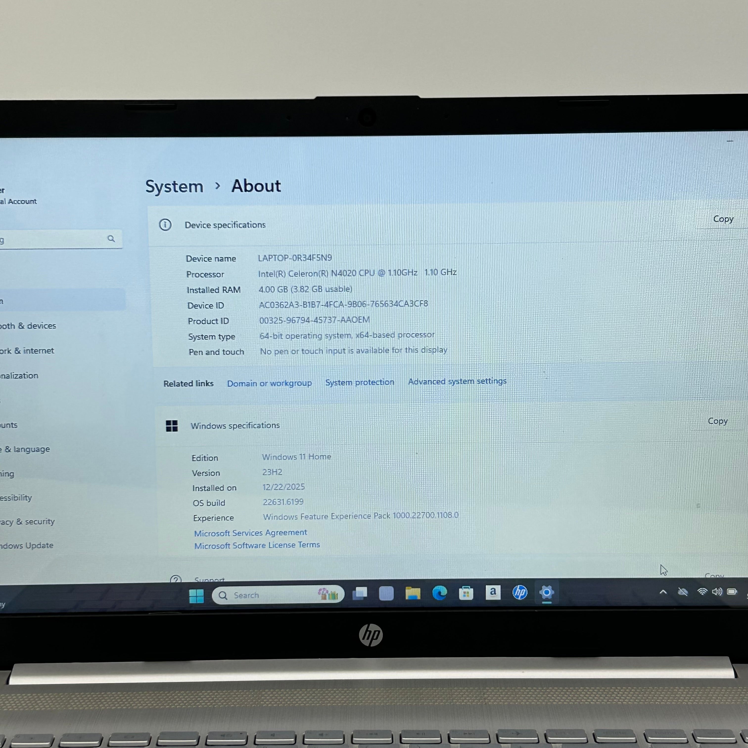 HP Laptop 15-DW1022NR Intel Celeron N4020 1.1GHz 4GB RAM 1TB HDD Windows 11
