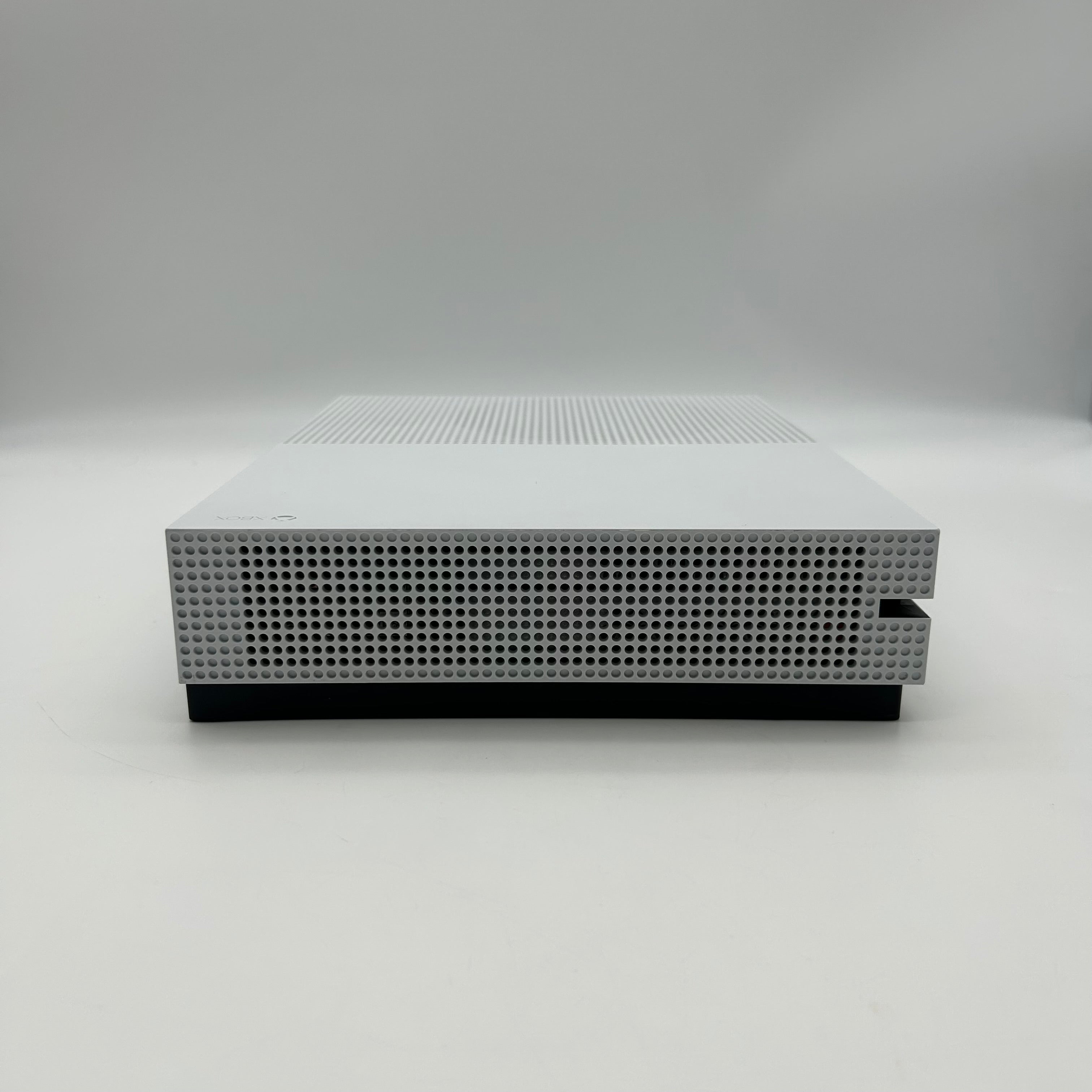 Microsoft Xbox One S 1681 1TB White Console w/ Controller & Cables  - Tested