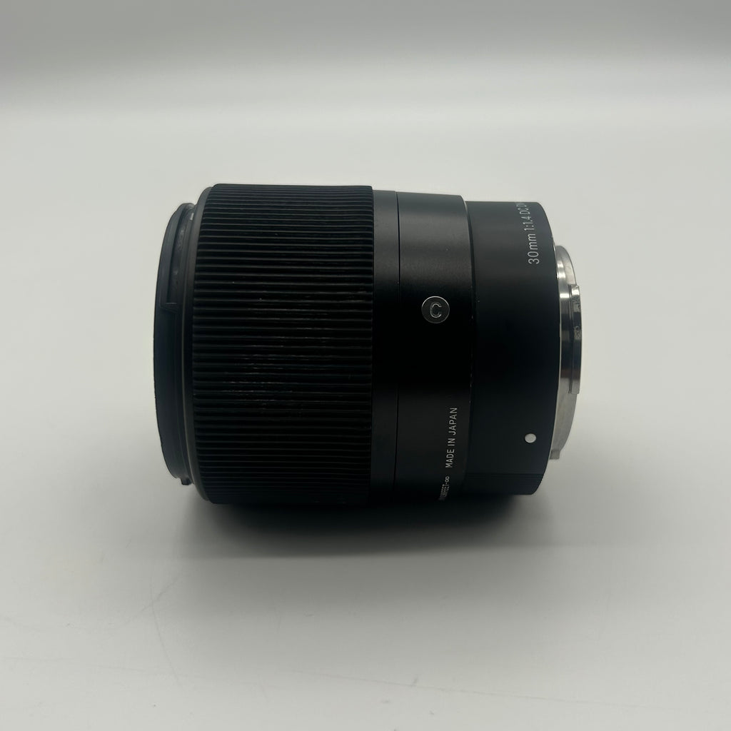 Sigma 30mm f/1.4 DC DN Contemporary Lens for Sony E-Mount (APS-C) CLEAN GLASS