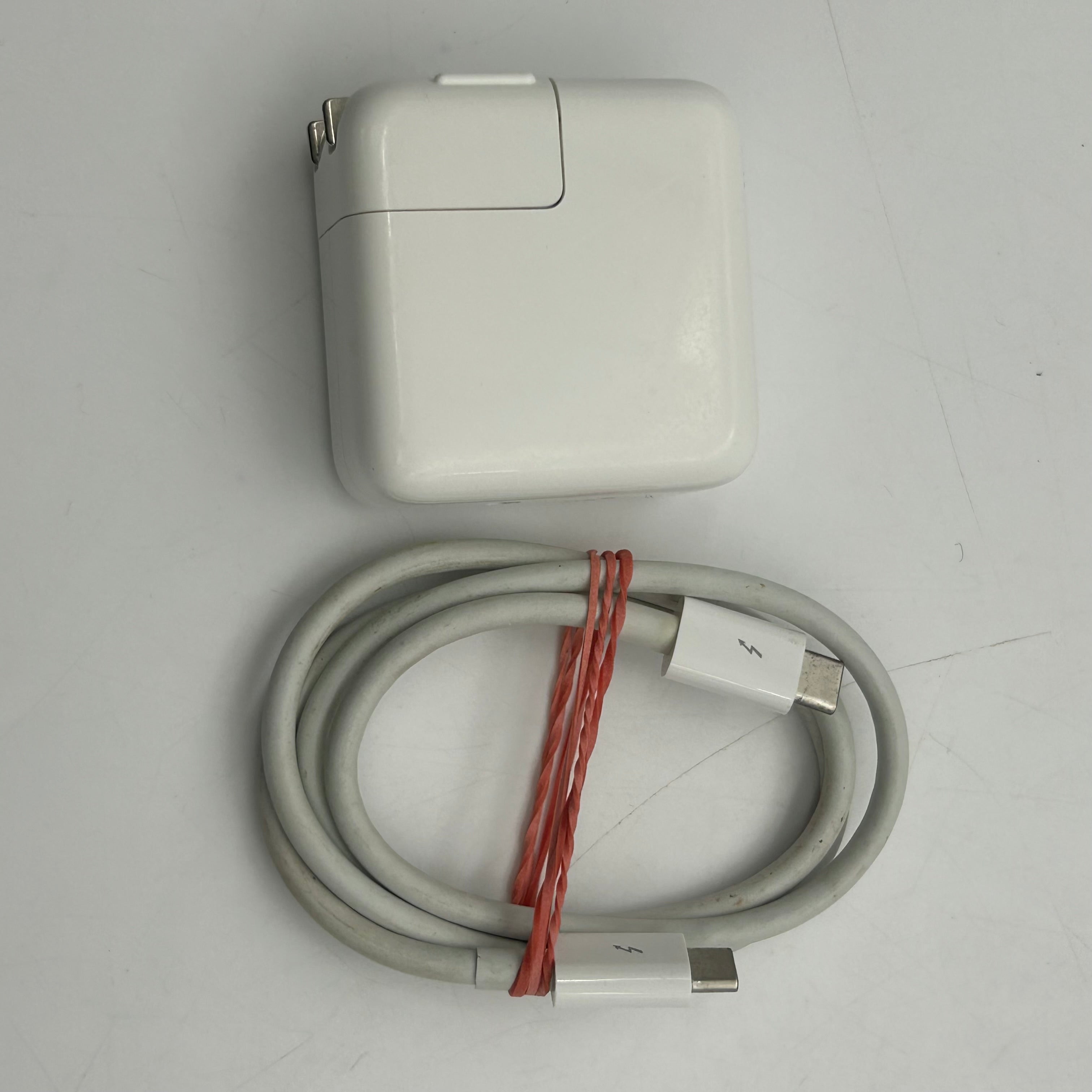 Apple MacBook Air 13.3" A2337 |M1|8CORES|8GB RAM|256GB|