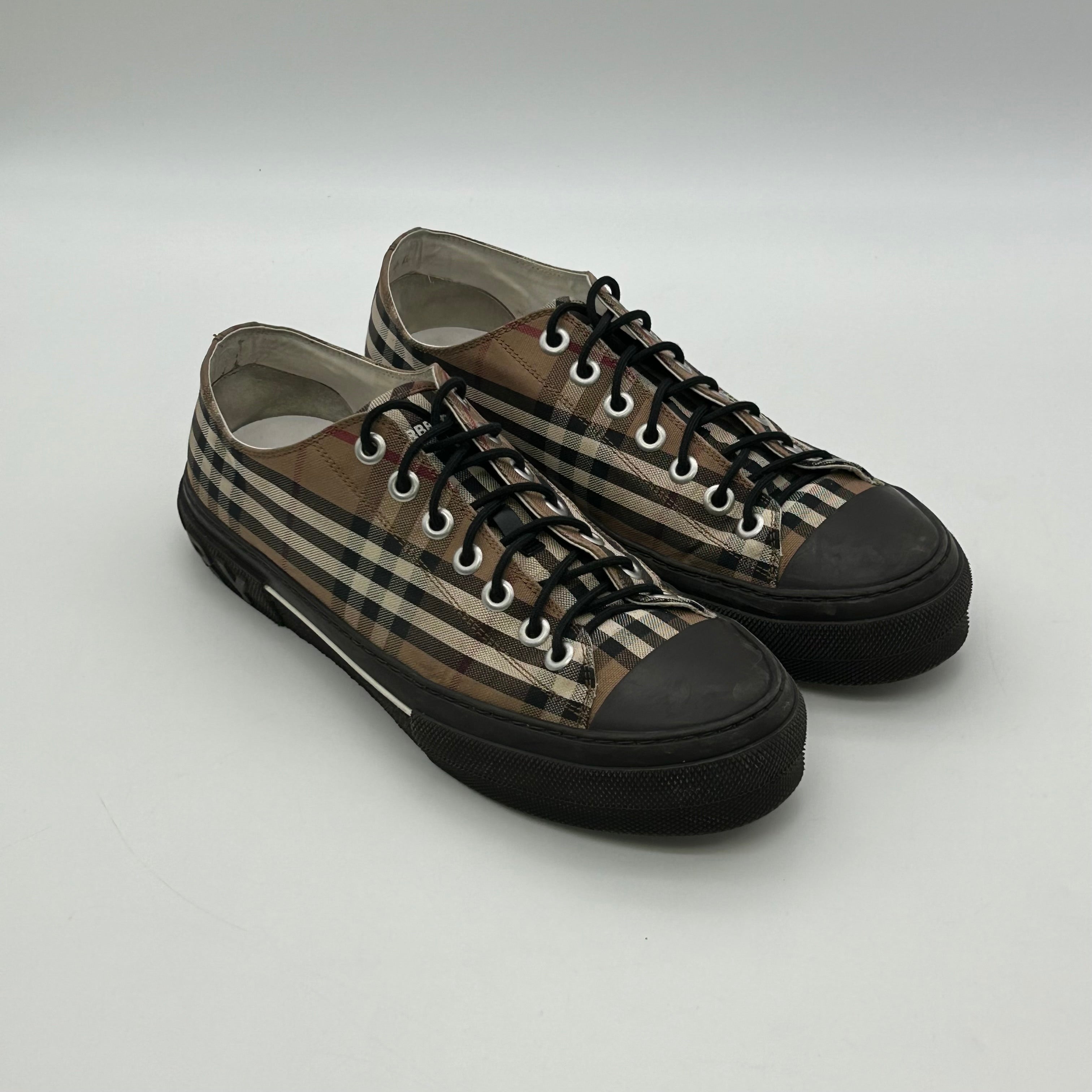 Burberry Vintage Check Sneakers Canvas Low Top Black Sole EU 44 US 11 Plaid Men’s