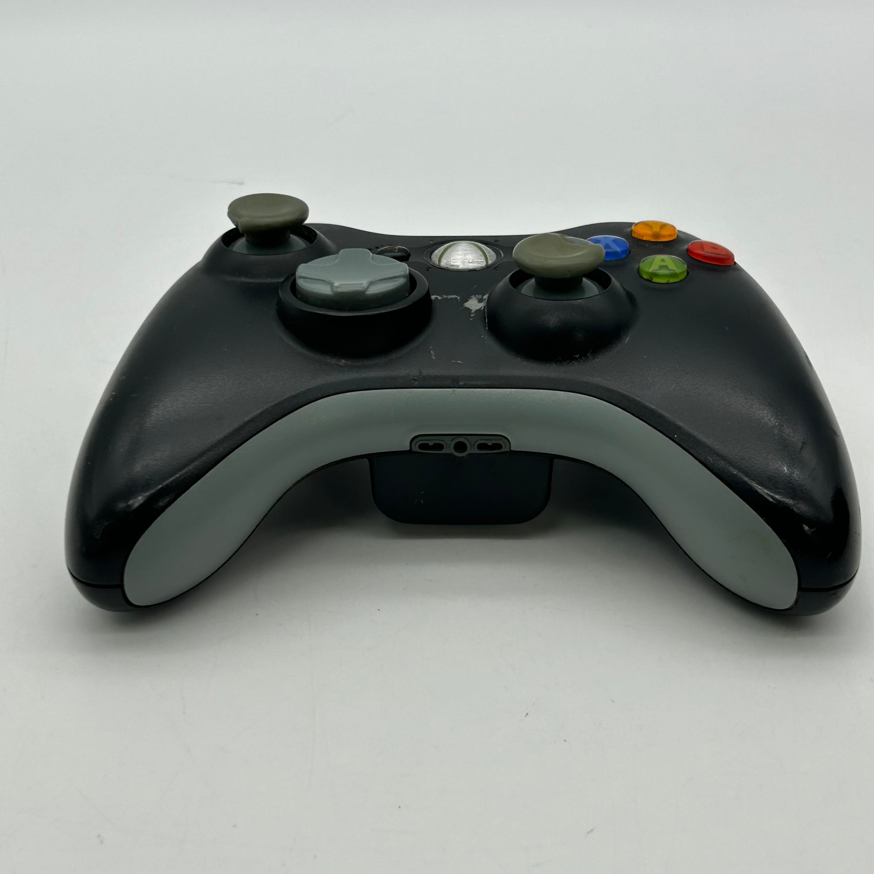 Microsoft Xbox 360 Console Bundle White 20GB Bundle - FOR PARTS/REPAIRS