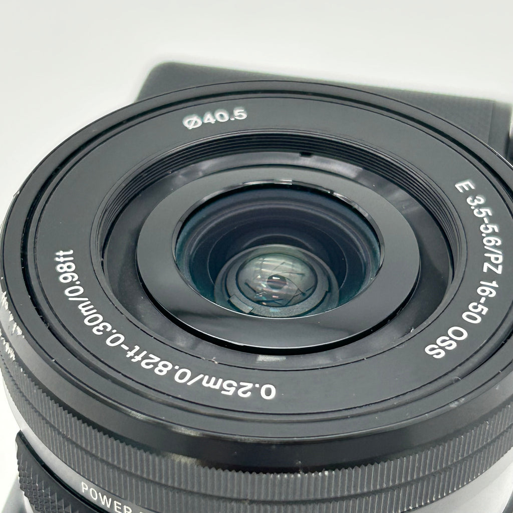 Sony ZV-E10 Mirrorless Camera with E PZ 16-50mm F3.5-5.6 OSS - Black - Used With Box