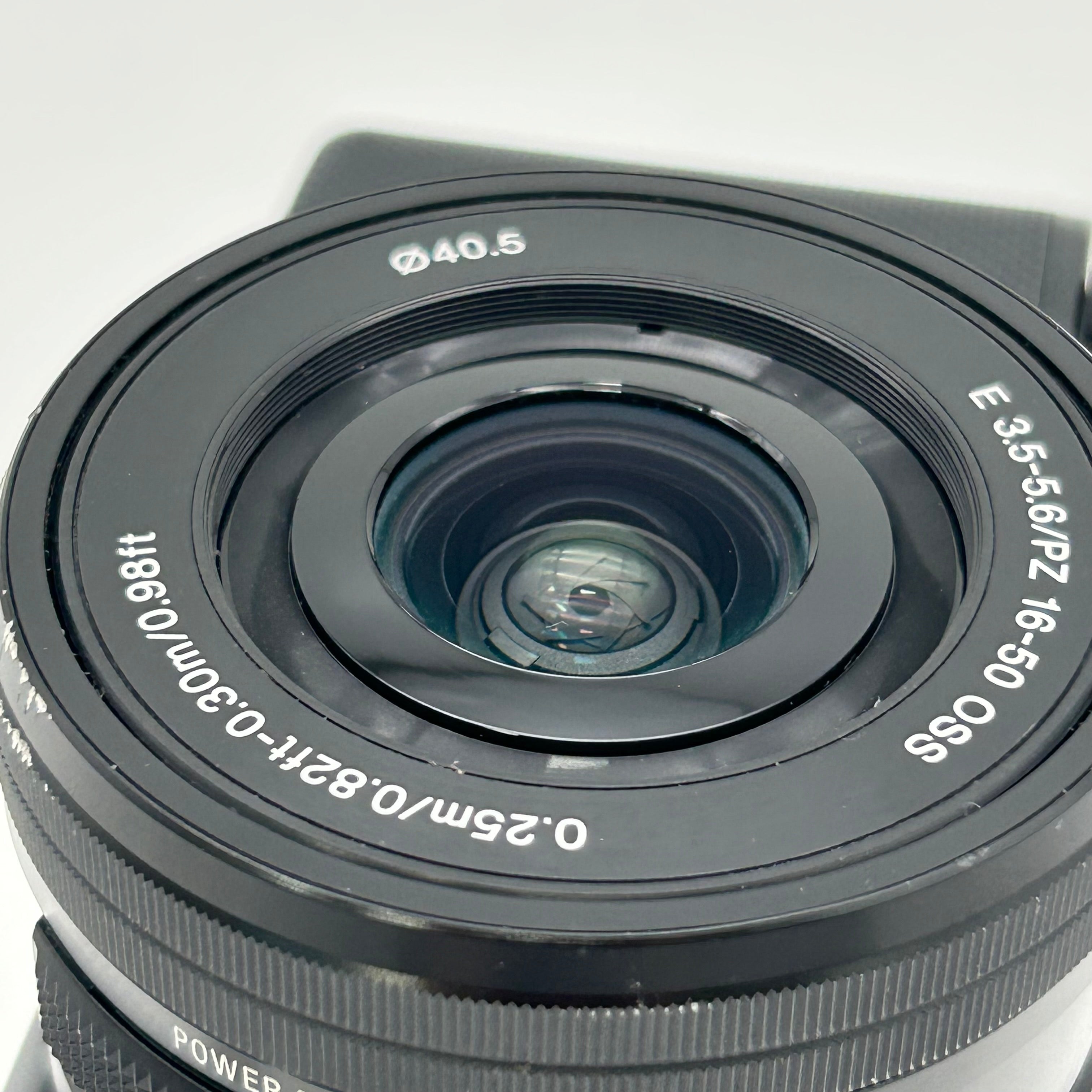 Sony ZV-E10 Mirrorless Camera with E PZ 16-50mm F3.5-5.6 OSS - Black - Used With Box