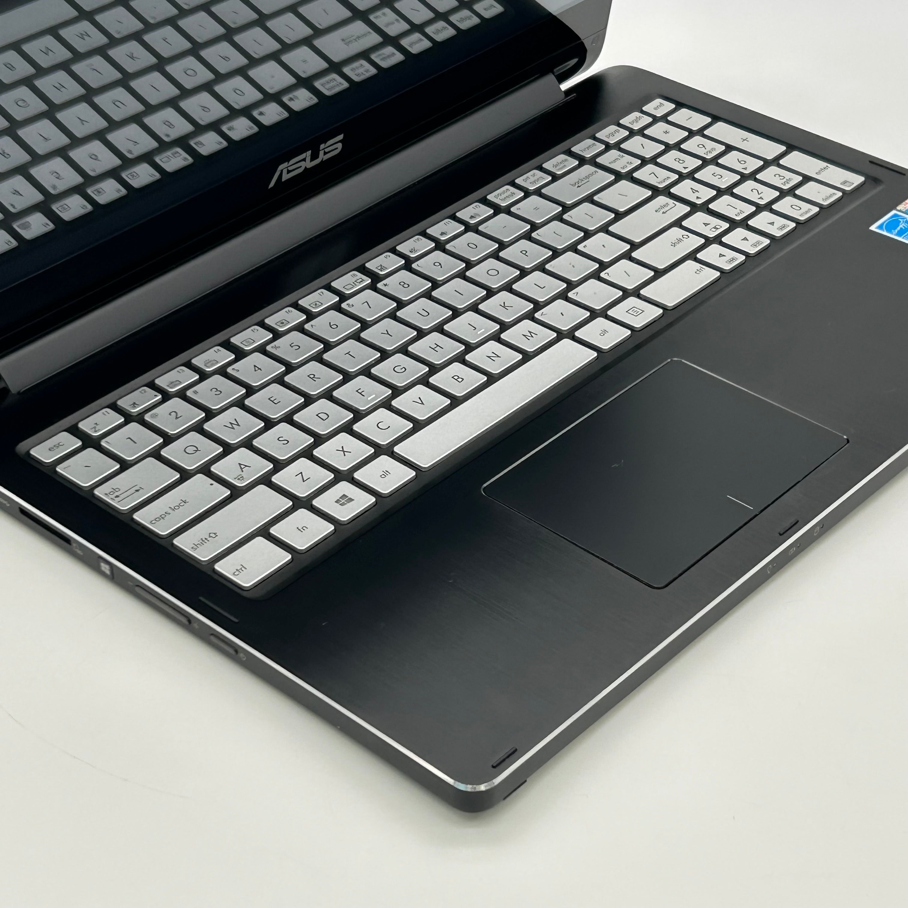 Asus Q502L 15.6-inch Intel Core i5-4210U 8GB RAM 1TB HDD Black Laptop