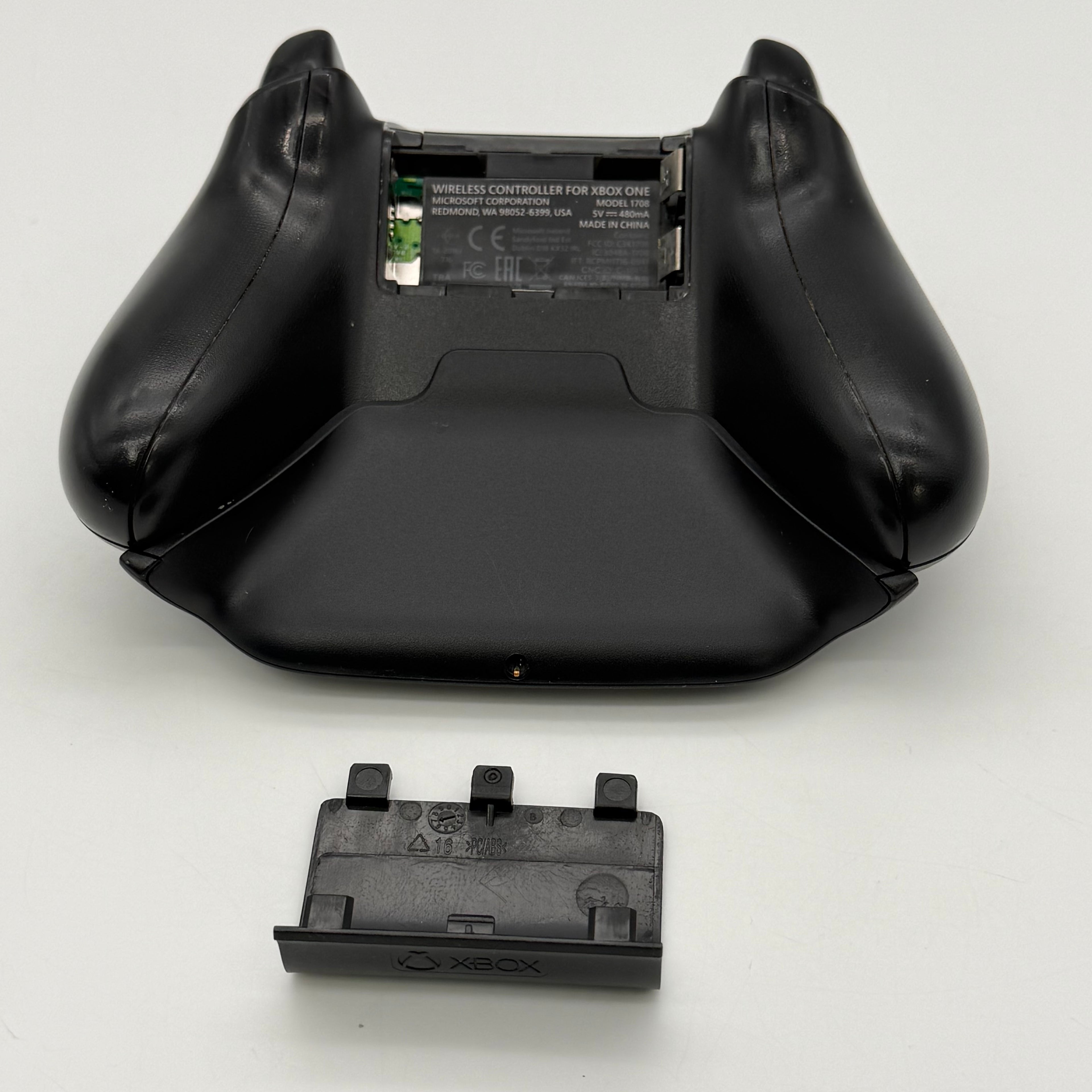 Microsoft Xbox One Wireless Controller Black Model 1708 Bluetooth OEM Tested