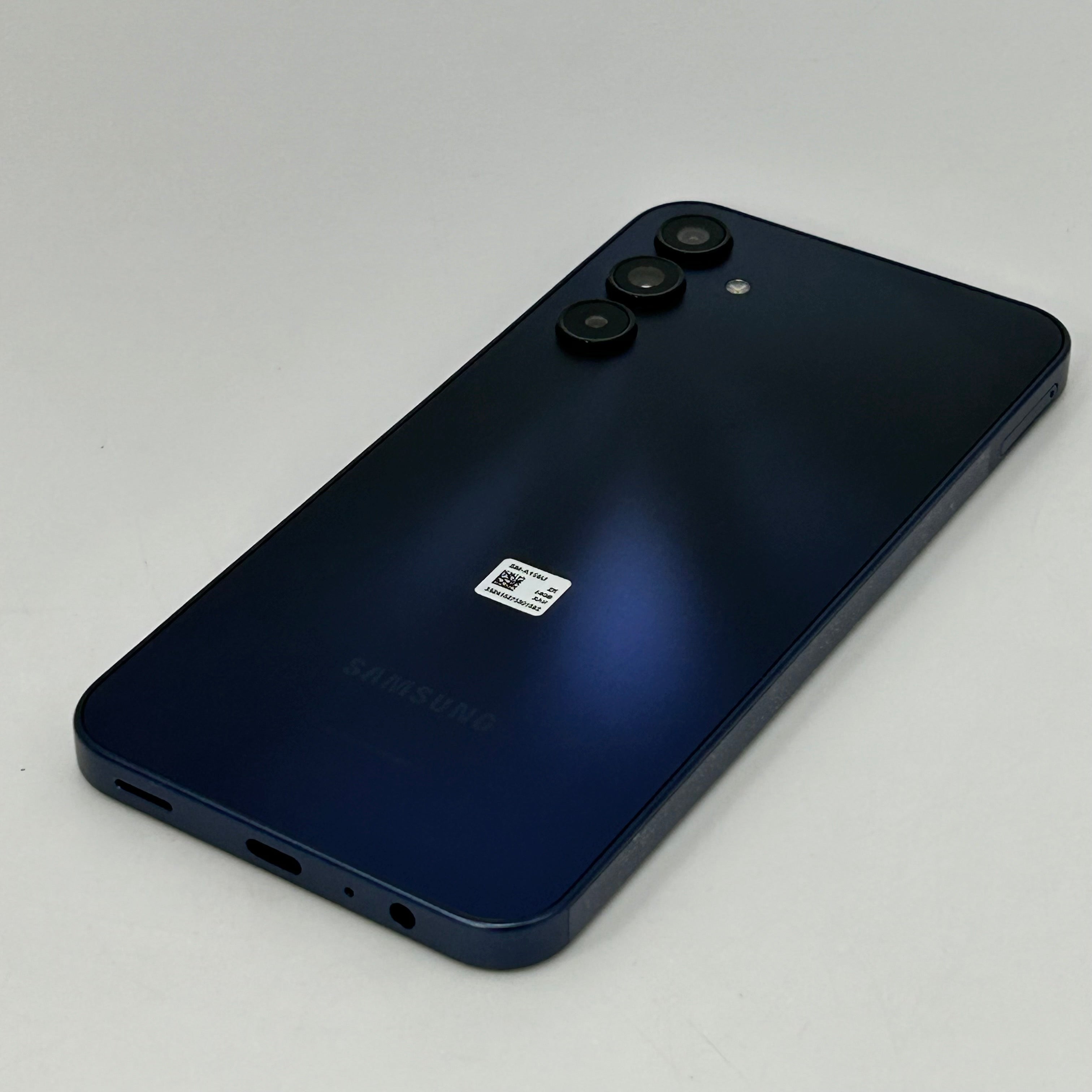 T-Mobile Samsung Galaxy A15 5G 4GB RAM 64GB SM-A156U Blue Black