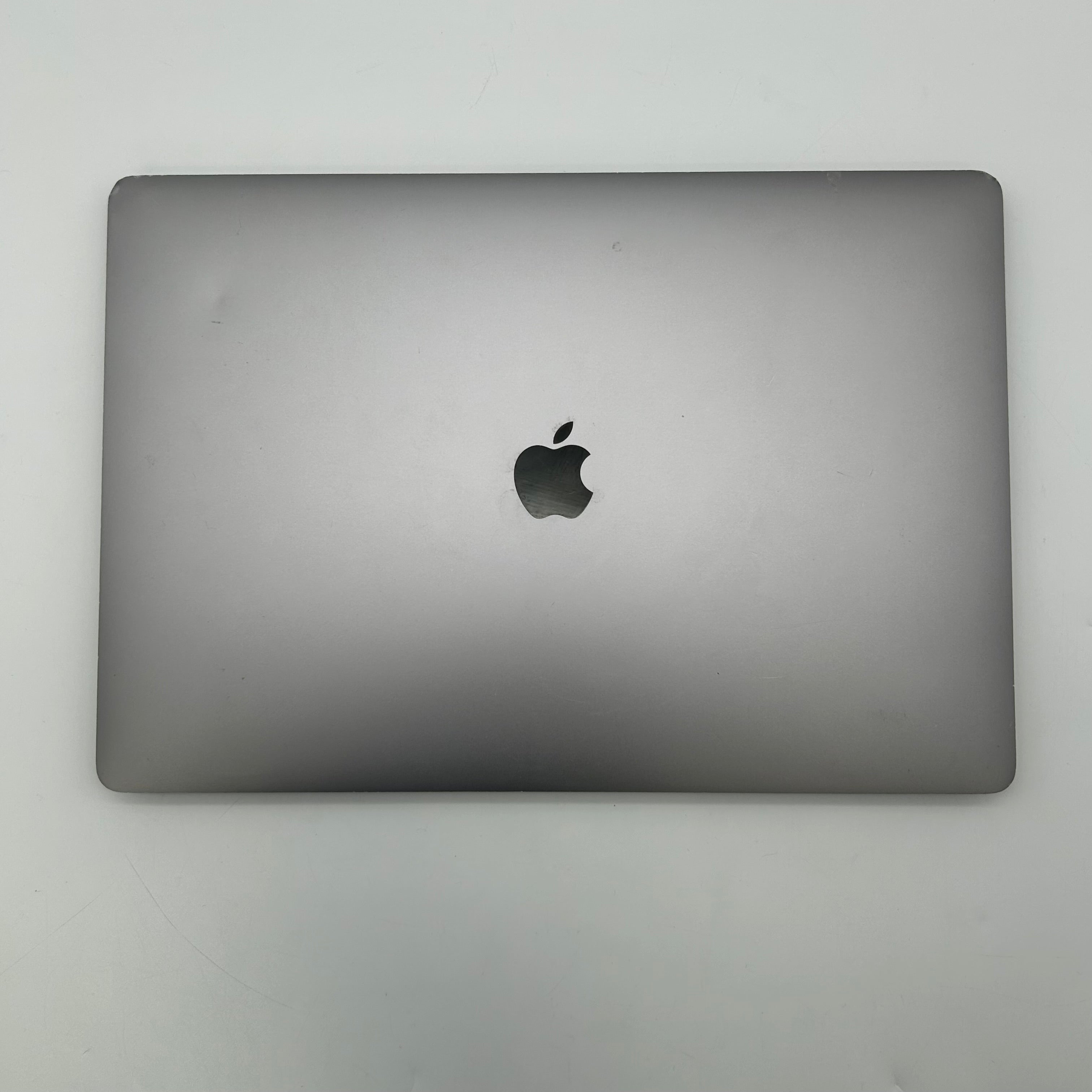 NY08-45278 Apple MacBook Pro 16" A2141 2020 Laptop for Parts Broken