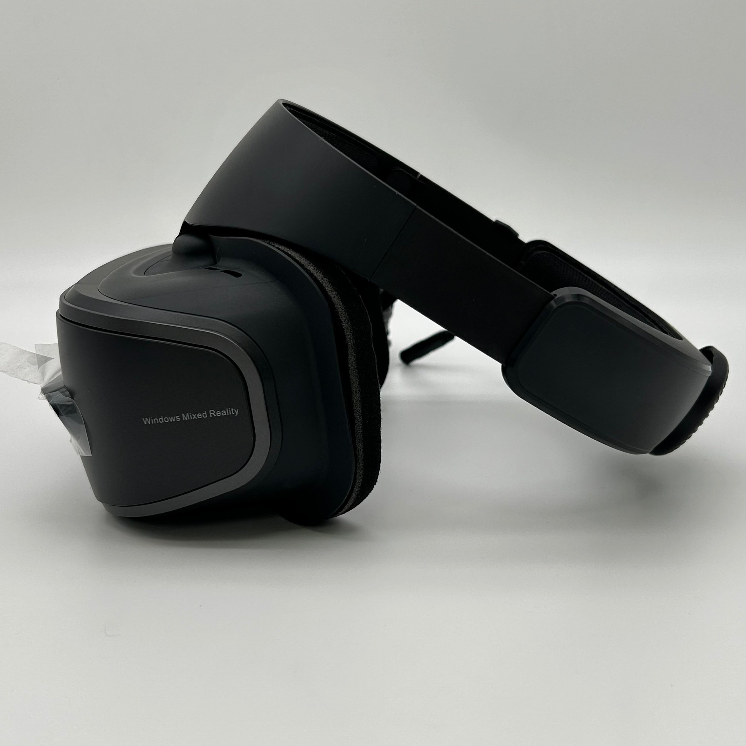 Lenovo Explorer Headset  VR-2511N Set with Controllers - Untested/Parts Only