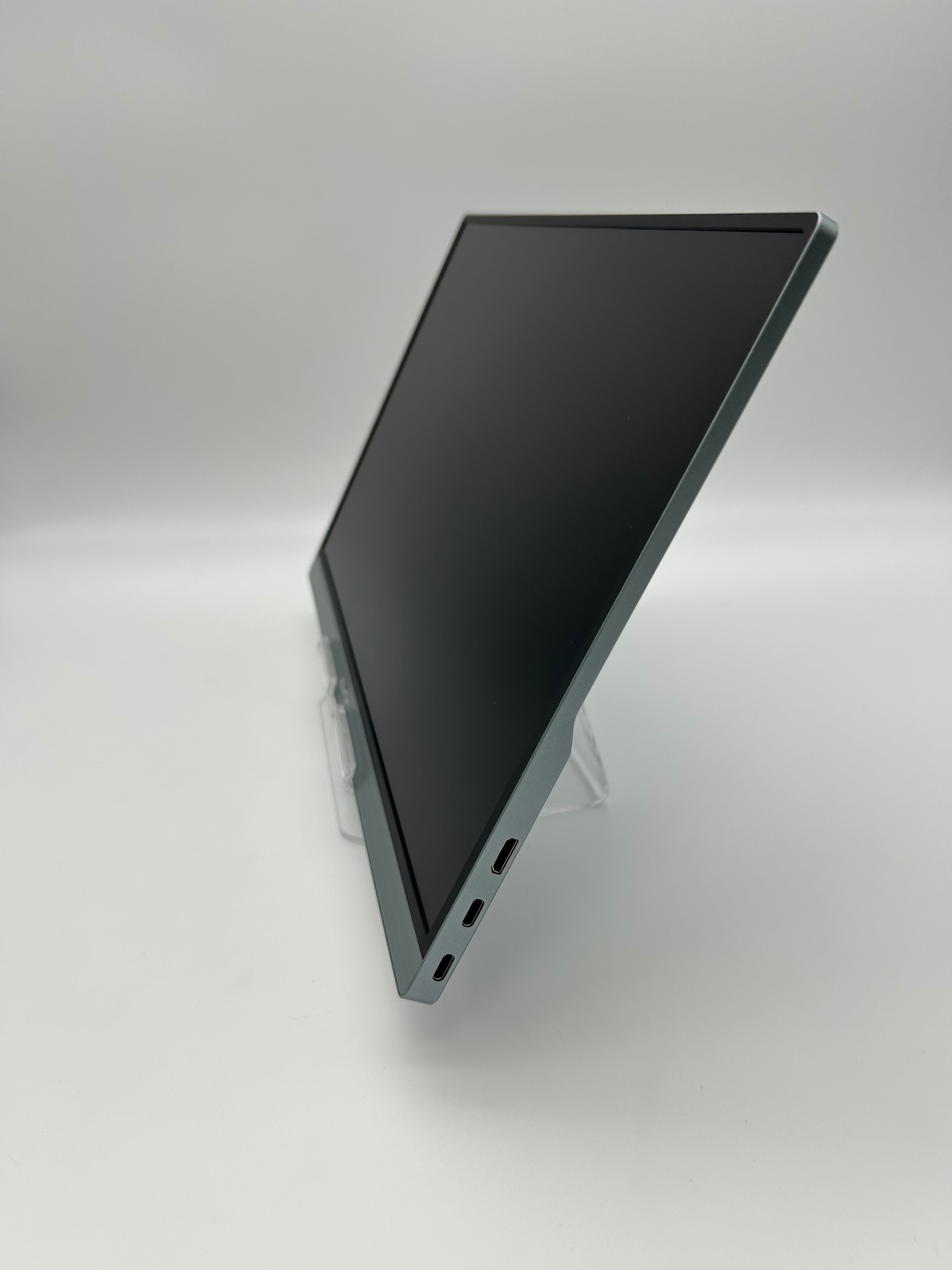 AYY 15.6" 158FCC FHD PORTABLE MONITOR ULTA THIN 1080P 60 HZ BLACK