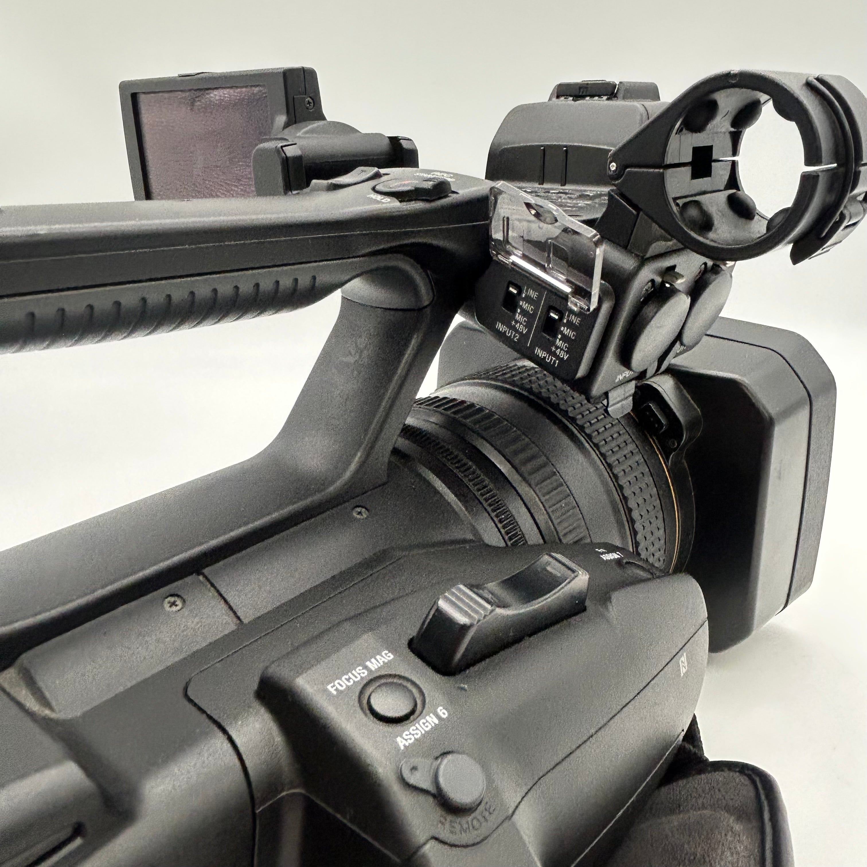 Sony HXR-NX5R Pro Camcorder 20x/40x Zoom