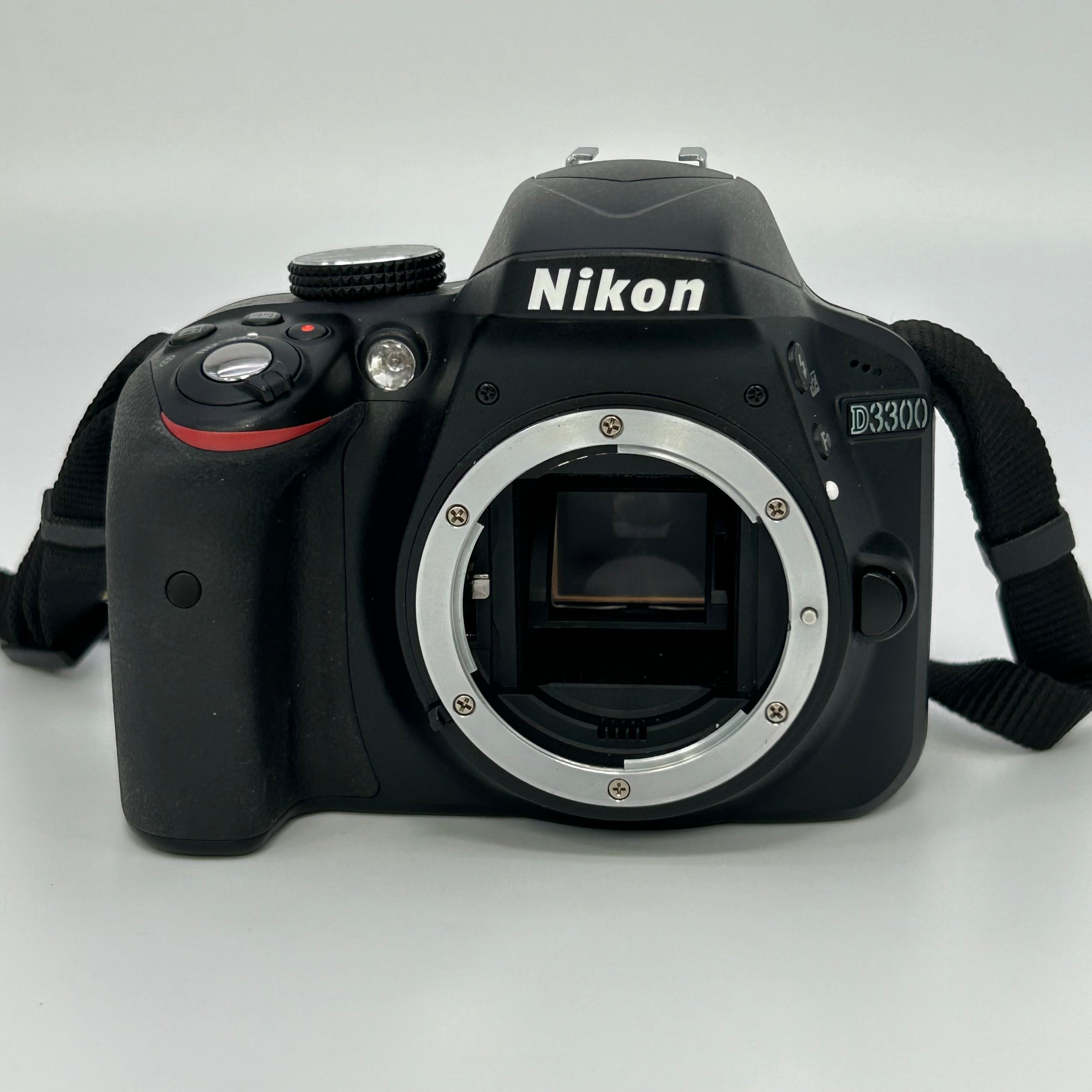 Nikon D3300 Digital SLR Camera - Black (Body Only) - READ