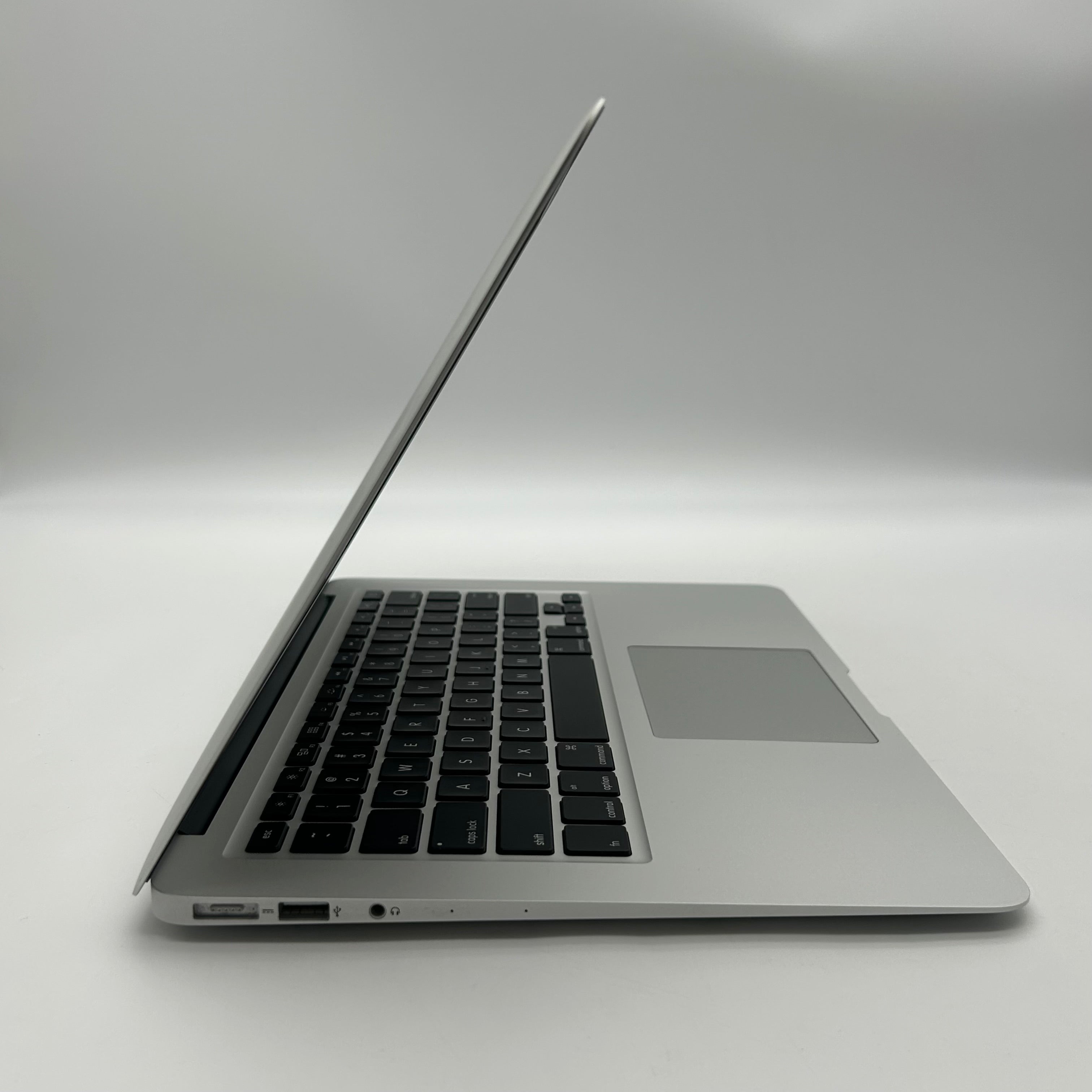 Apple MacBook Air 13" A1466 2017 Core i5 8GB 128GB Silver