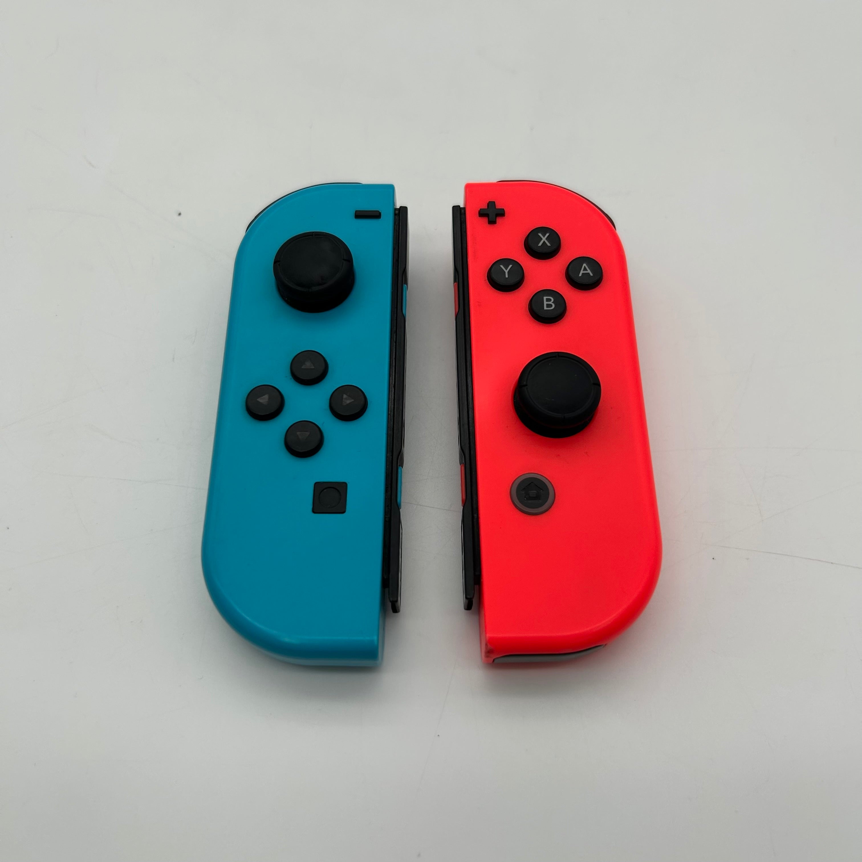 Nintendo Switch HAC-001 - Neon Red/Neon Blue 32GB Handheld Black Console Set