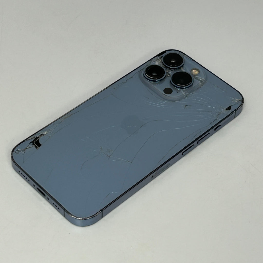 Unlocked Apple iPhone 13 Pro 256GB 26.4.2 MLQQ3LL/A *READ*