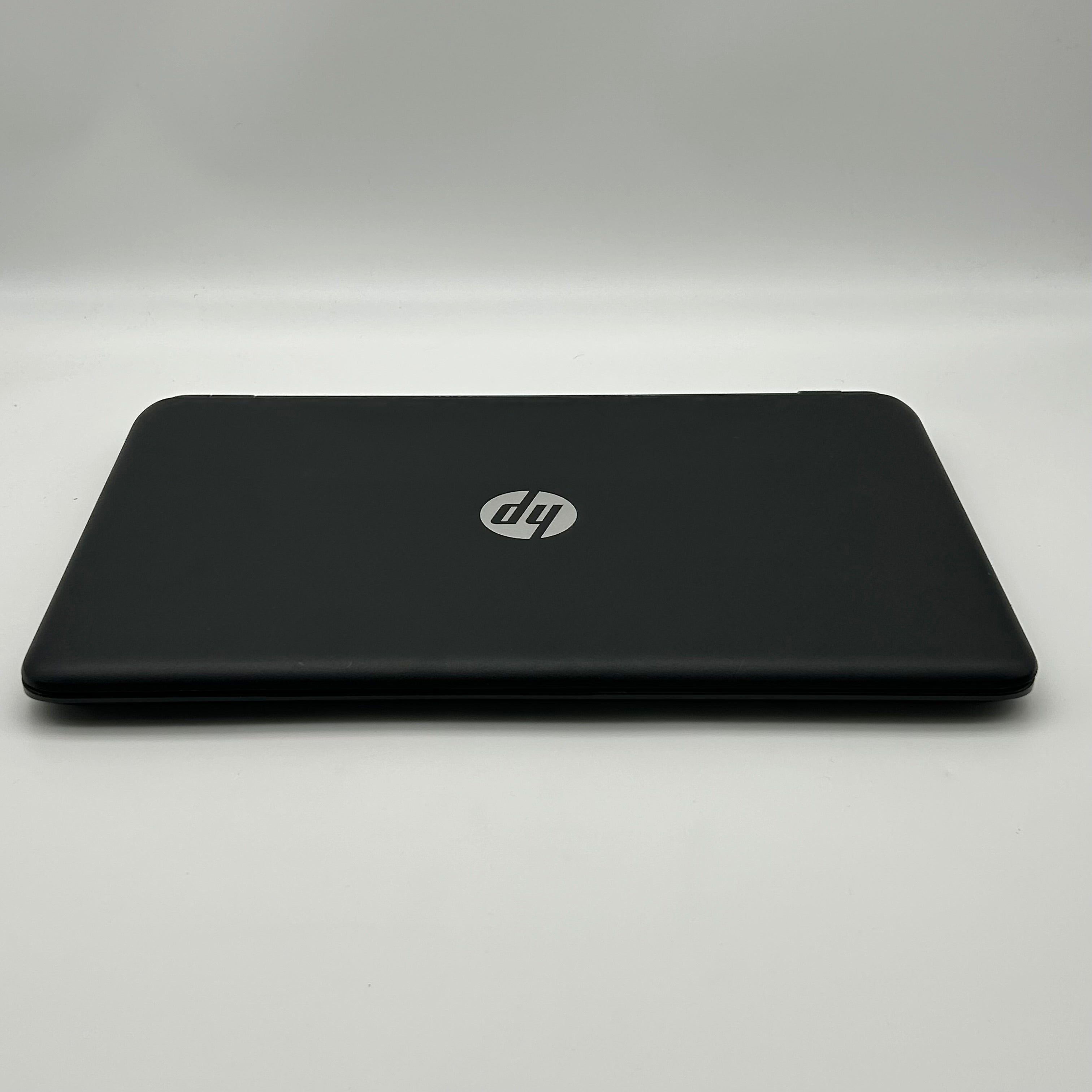 HP 15-f162dx 15-inch Core i3 6GB RAM 700GB HDD Touchscreen Laptop - Used