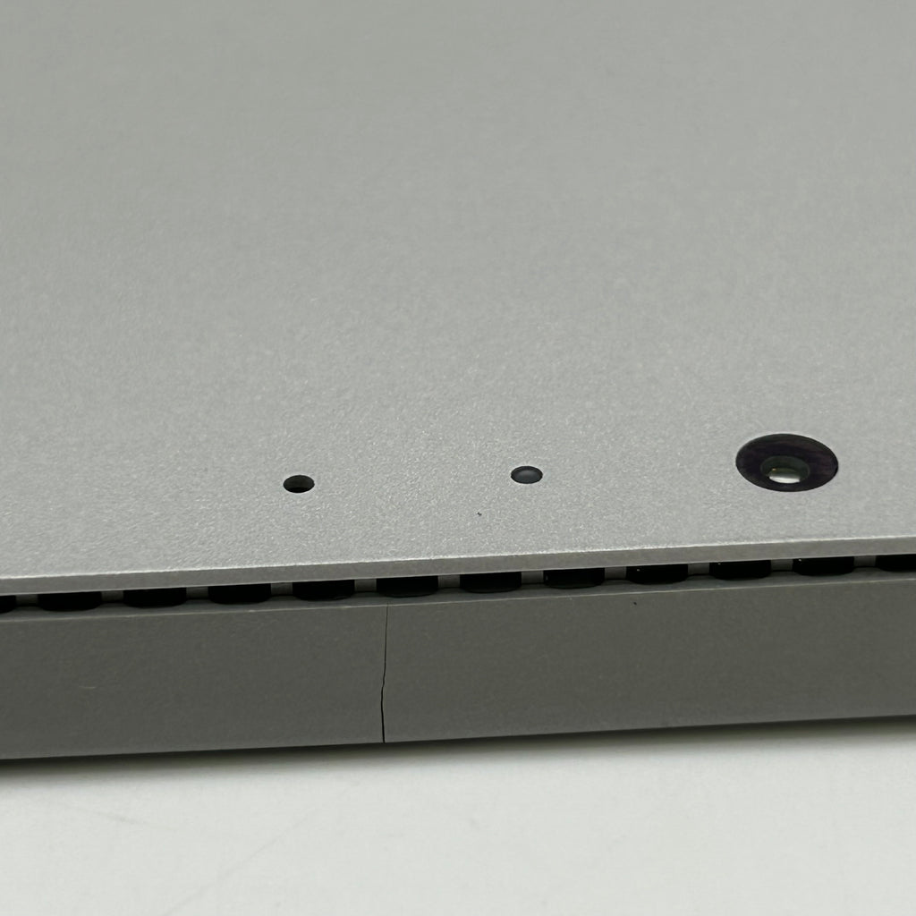 Microsoft Surface Pro 3 1631 12-inch i5-4300U 4GB 128GB SSD Silver