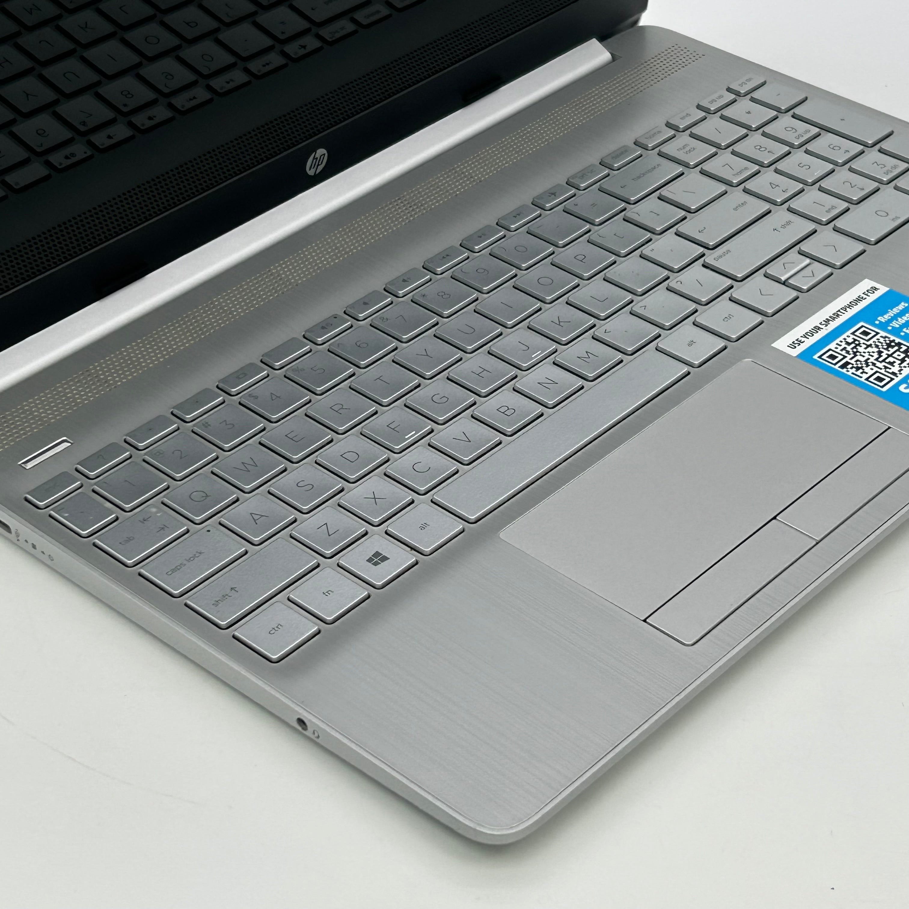HP Laptop 15-DW1022NR Intel Celeron N4020 1.1GHz 4GB RAM 1TB HDD Windows 11