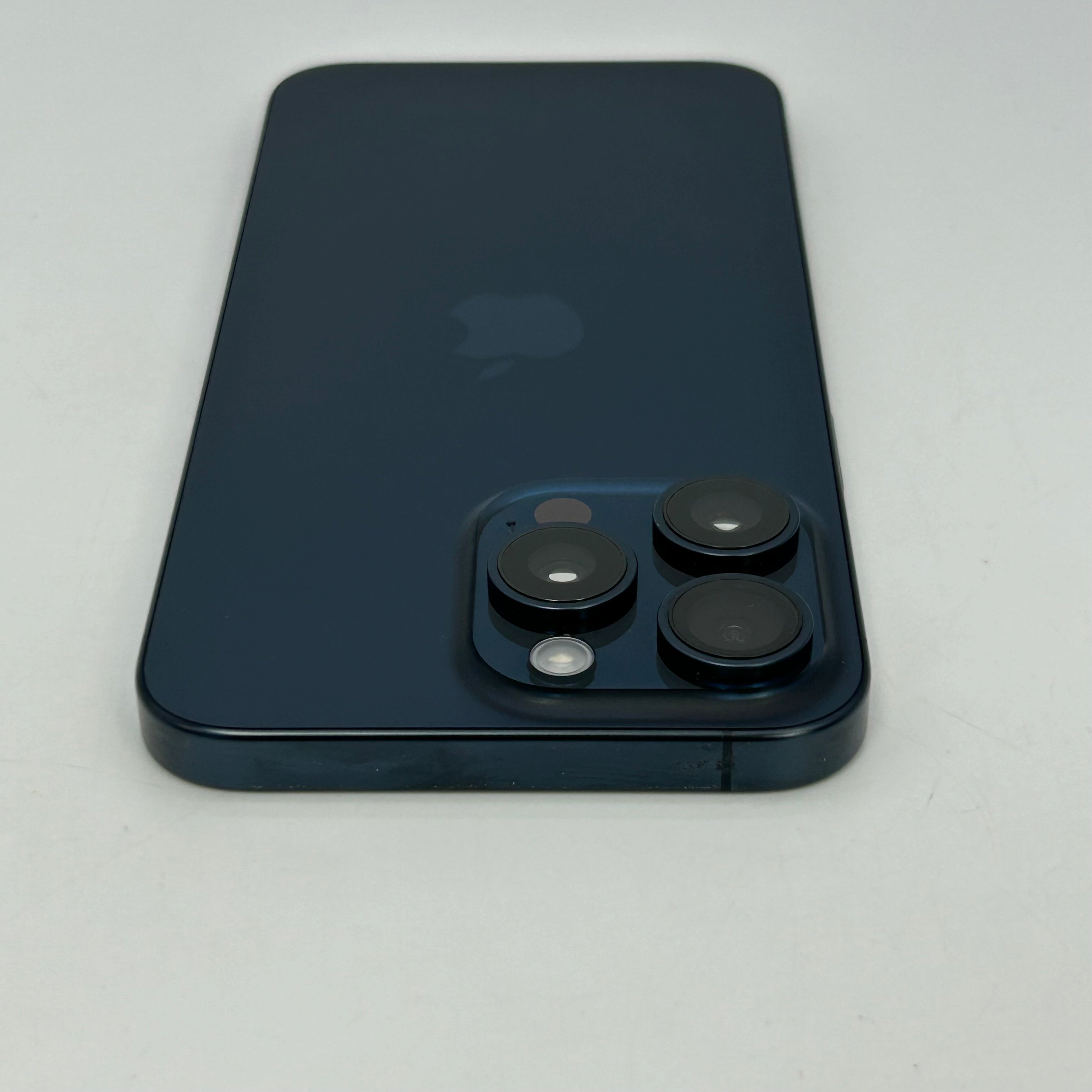 Unlocked Apple iPhone 15 Pro Max 256GB Blue Titanium MU693LL/A
