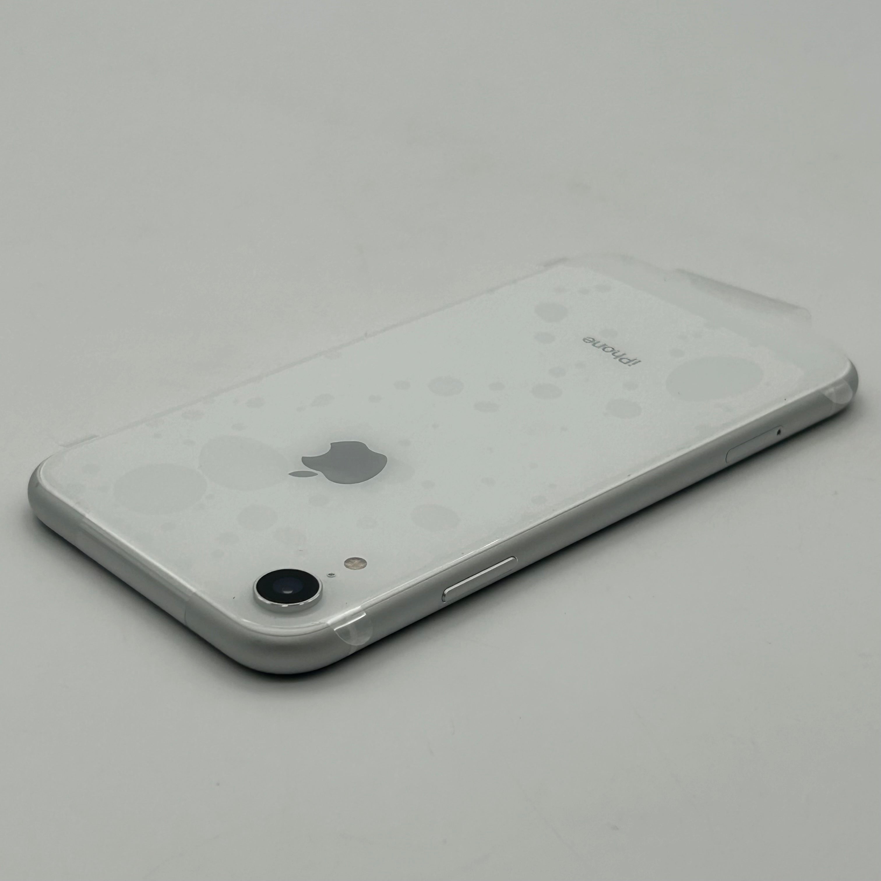 Unlocked Apple iPhone XR 64GB White Cellular A1984 - Parts Only