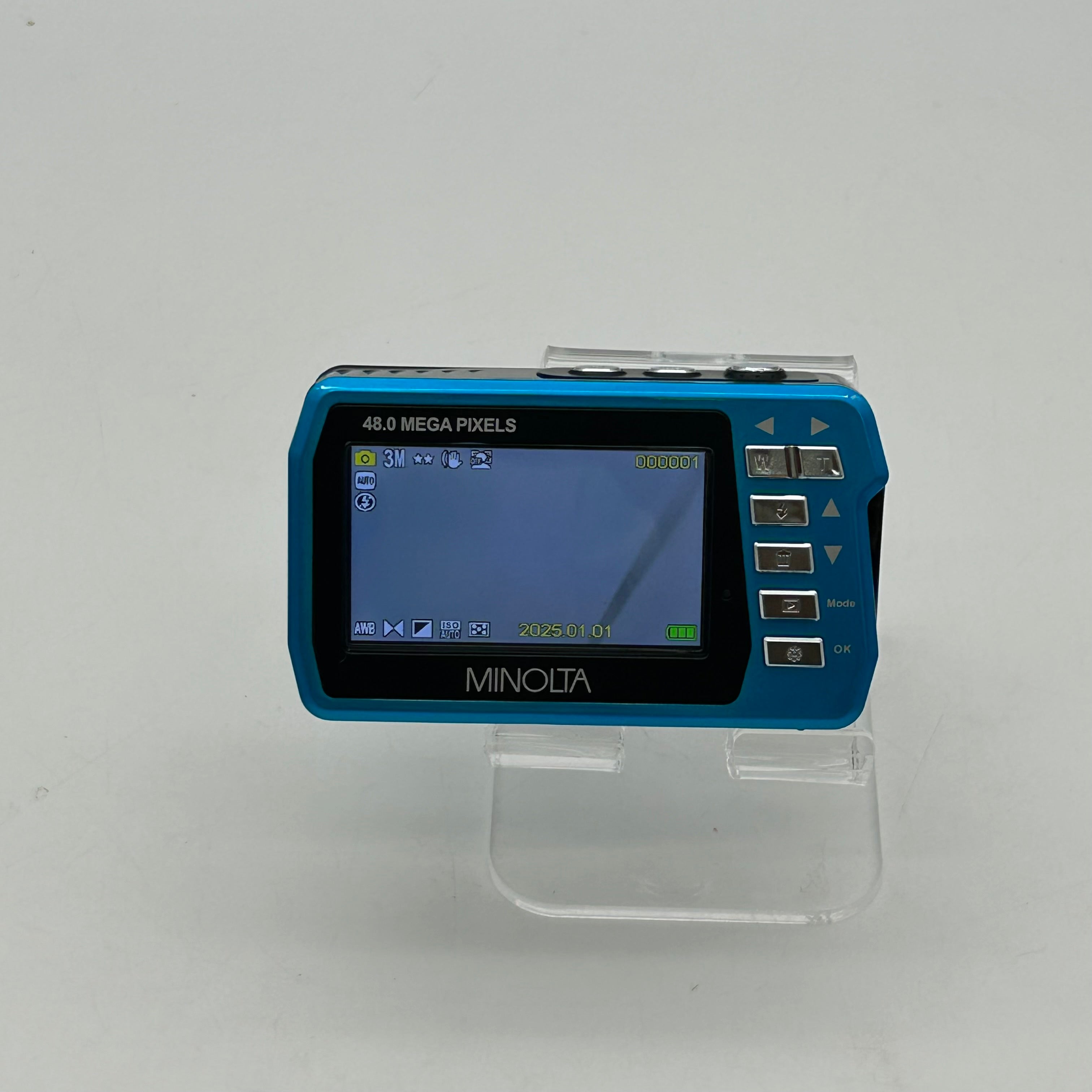 Minolta MN40WP 48.0MP Waterproof Dual Screen Digital Camera w/16 GB SD | TESTED