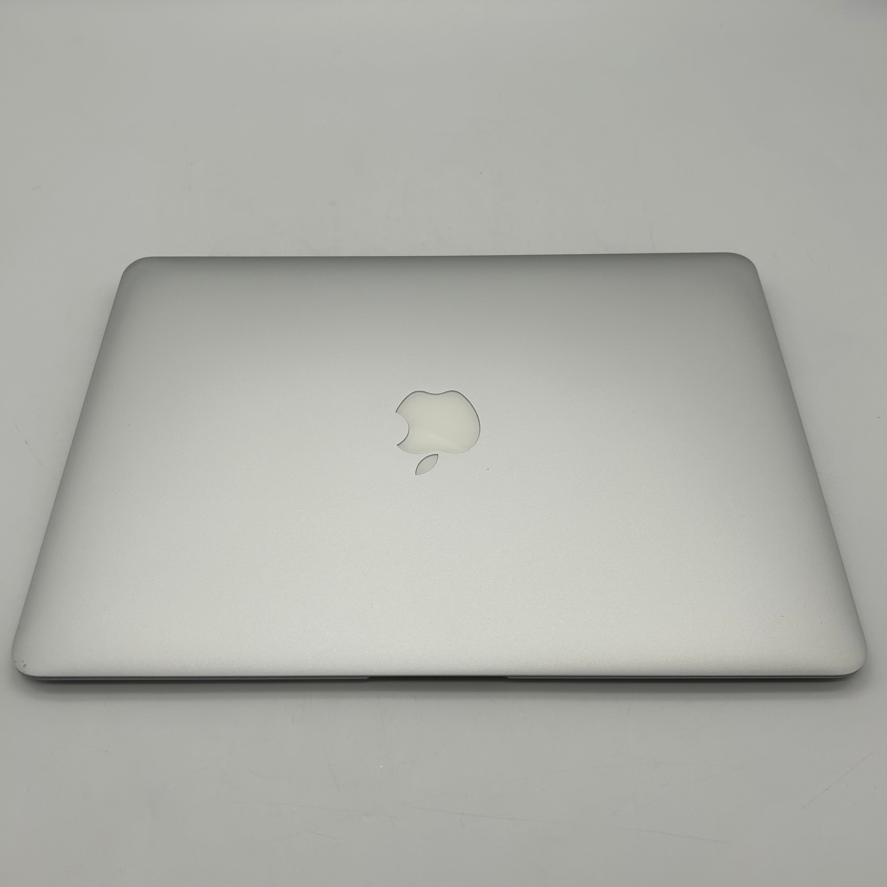 Apple MacBook Air A1466 Core i5 1.6Ghz 8GB RAM 256GB