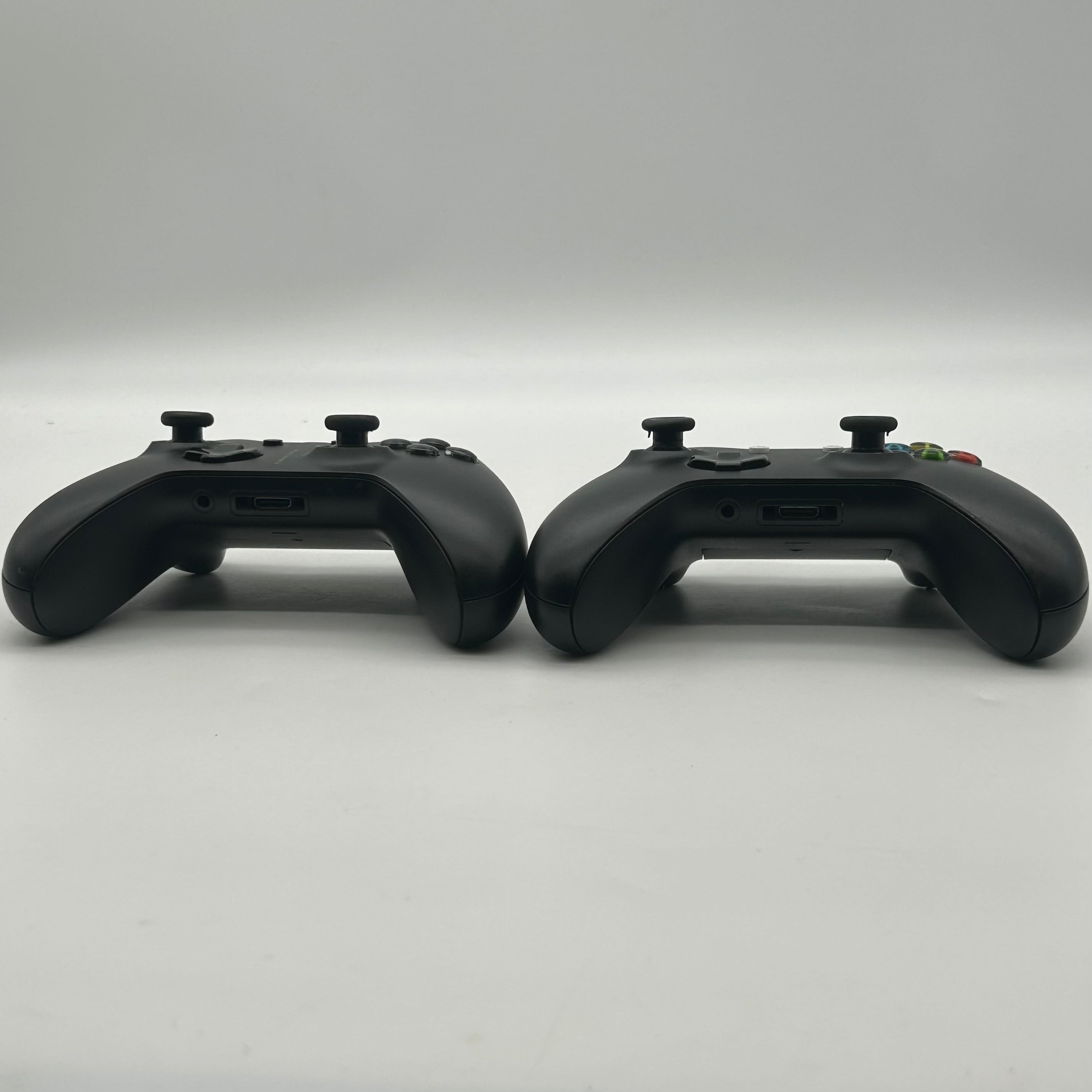 Microsoft Xbox Series X (1882) Video Game Console 1TB Bundle: 2 Controllers, 2 Video Games & Cables