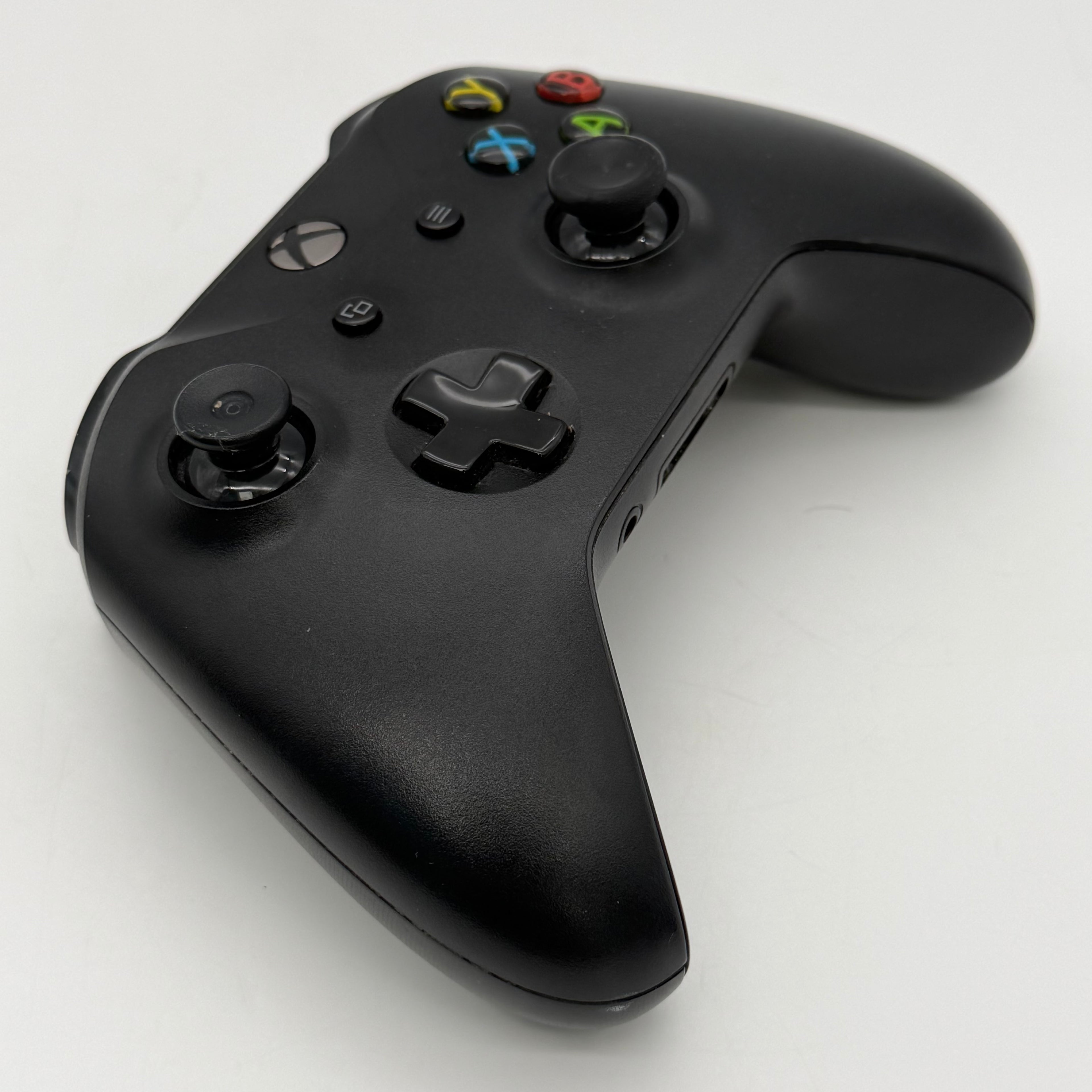 Microsoft Xbox One Wireless Controller Black Model 1708 Bluetooth OEM Tested