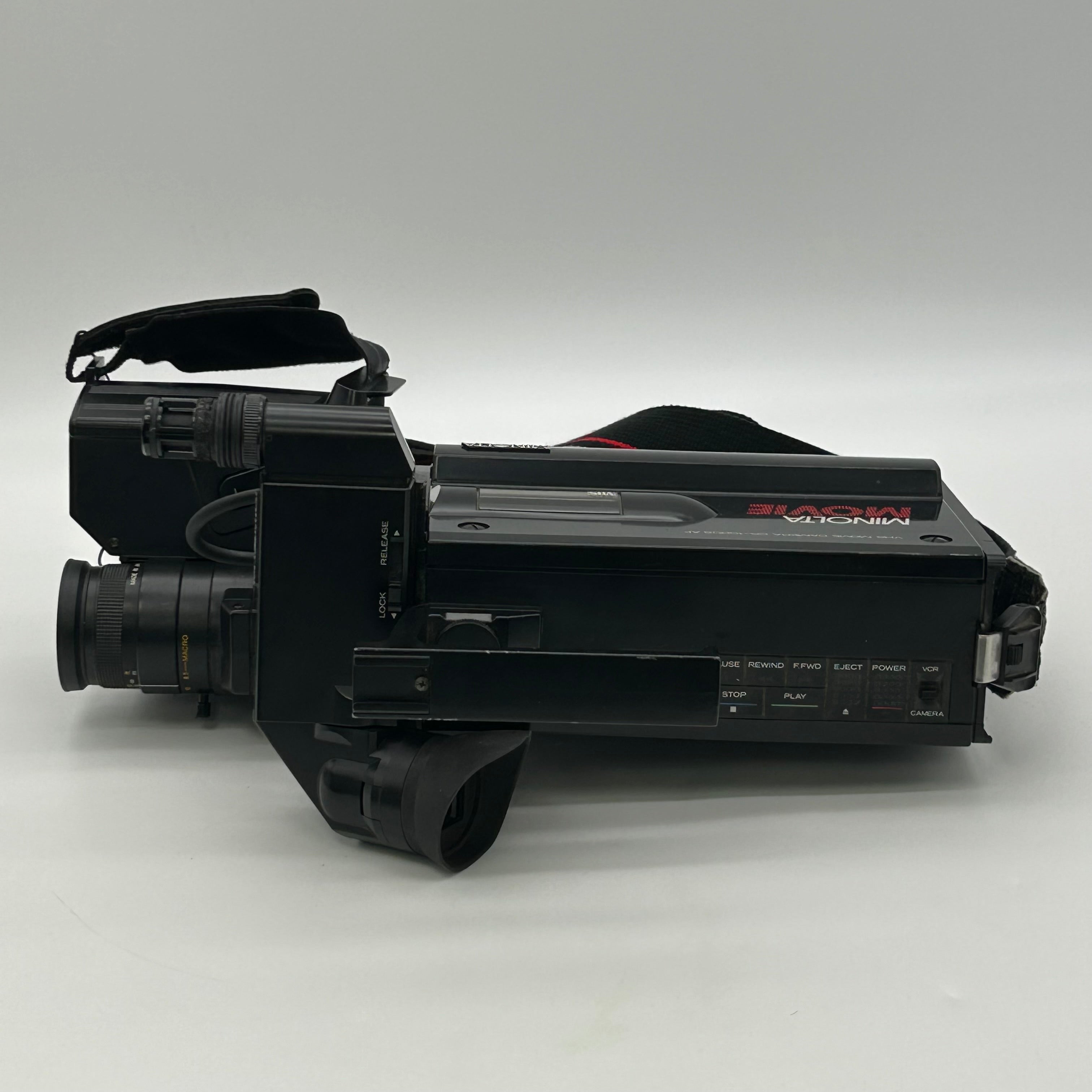 Vintage Minolta CR-1000S AF VHS Camcorder Movie Camera Bundle Charger Untested