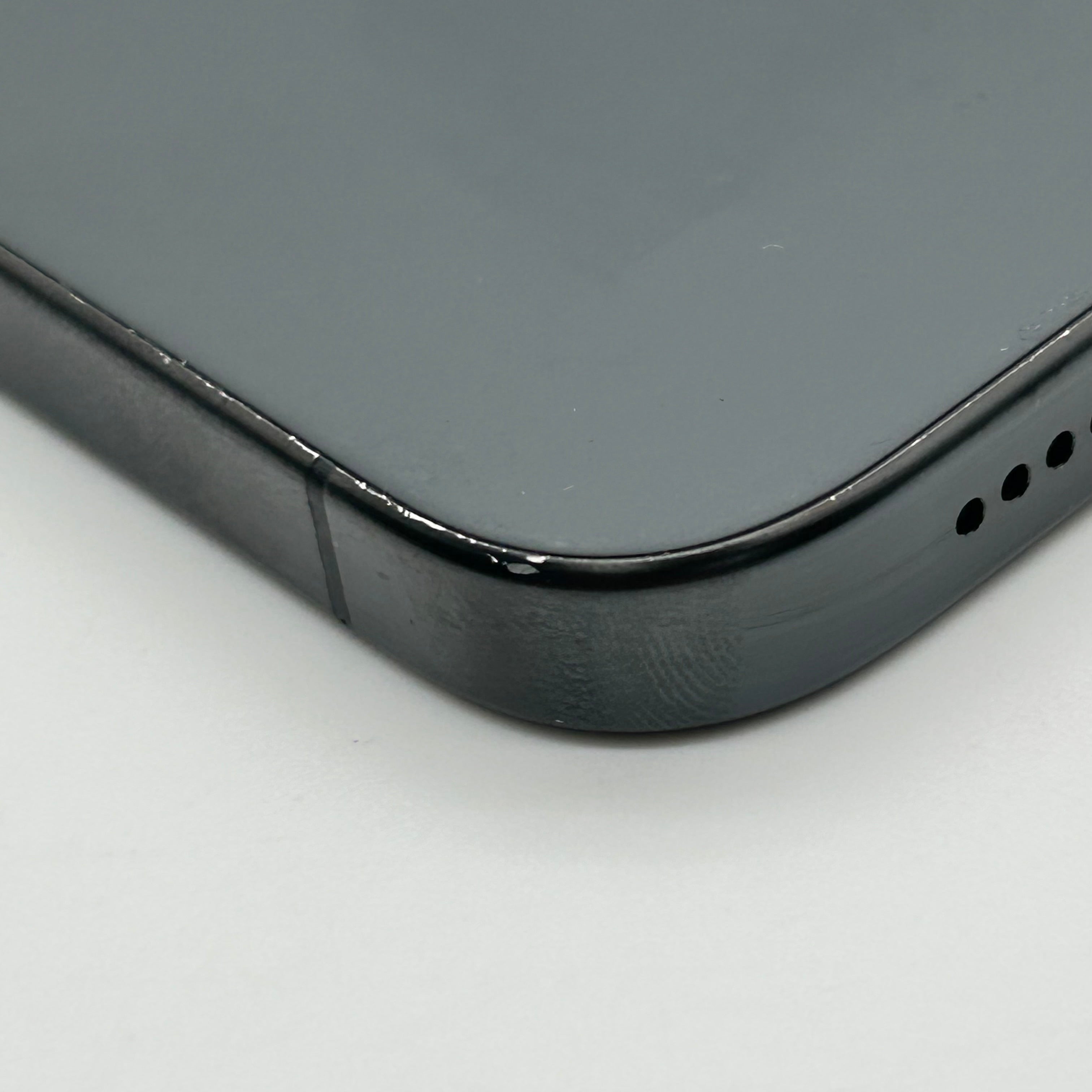 Apple iPhone 15 Pro Max 256GB Unlocked - 86% BH