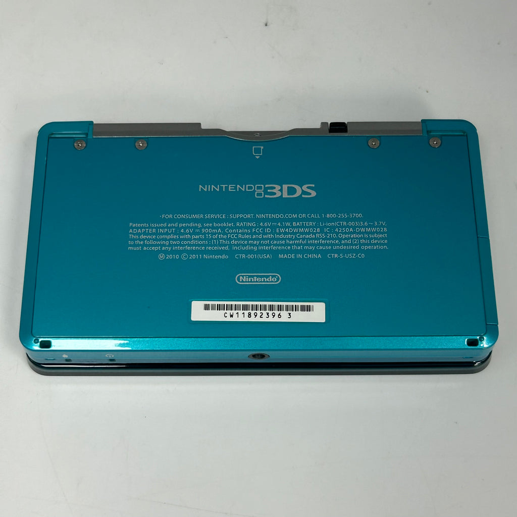 Nintendo 3DS (CTR-001) 2011 Aqua Blue w/ 2GB SD Card, Stylus, Cable, and a Game