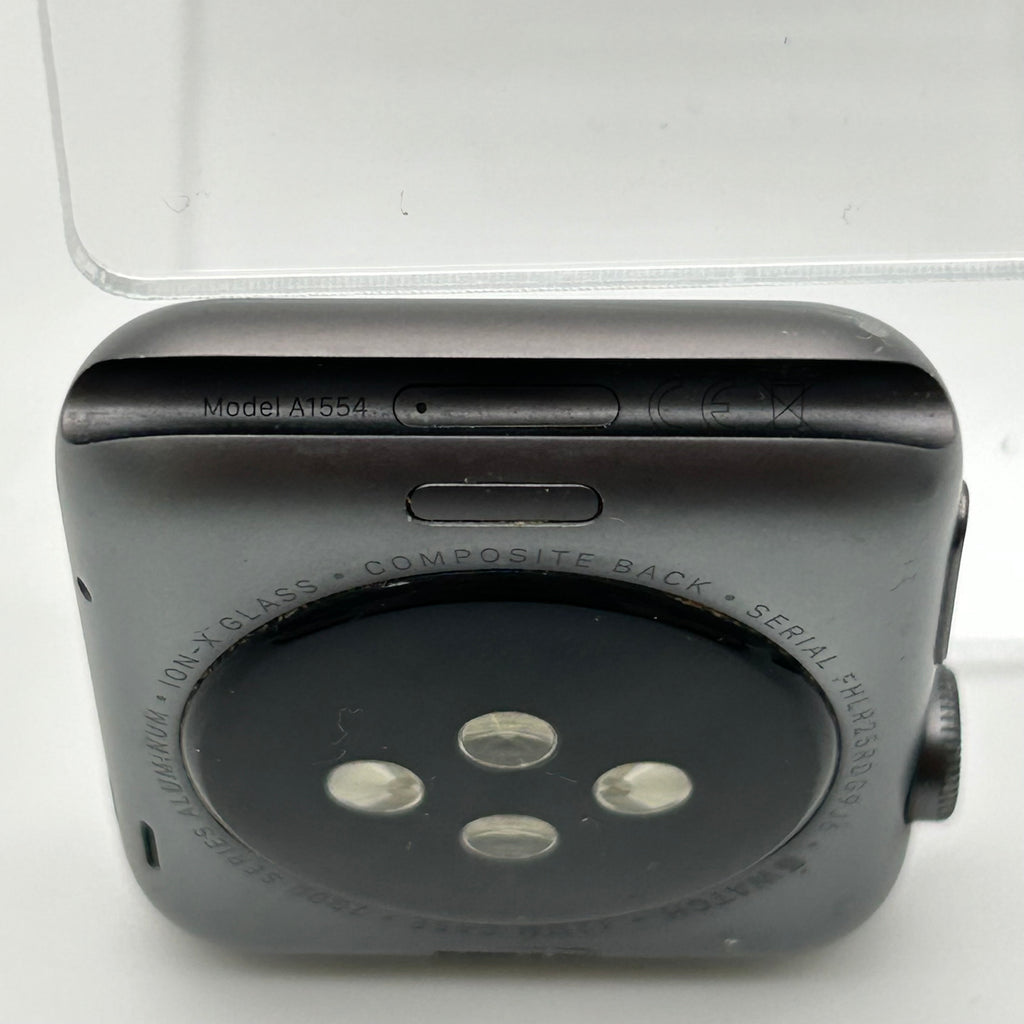 GPS Only Apple Watch 7000 Series 42MM - MJ3T2LL/A - Space Gray - Aluminum - Used