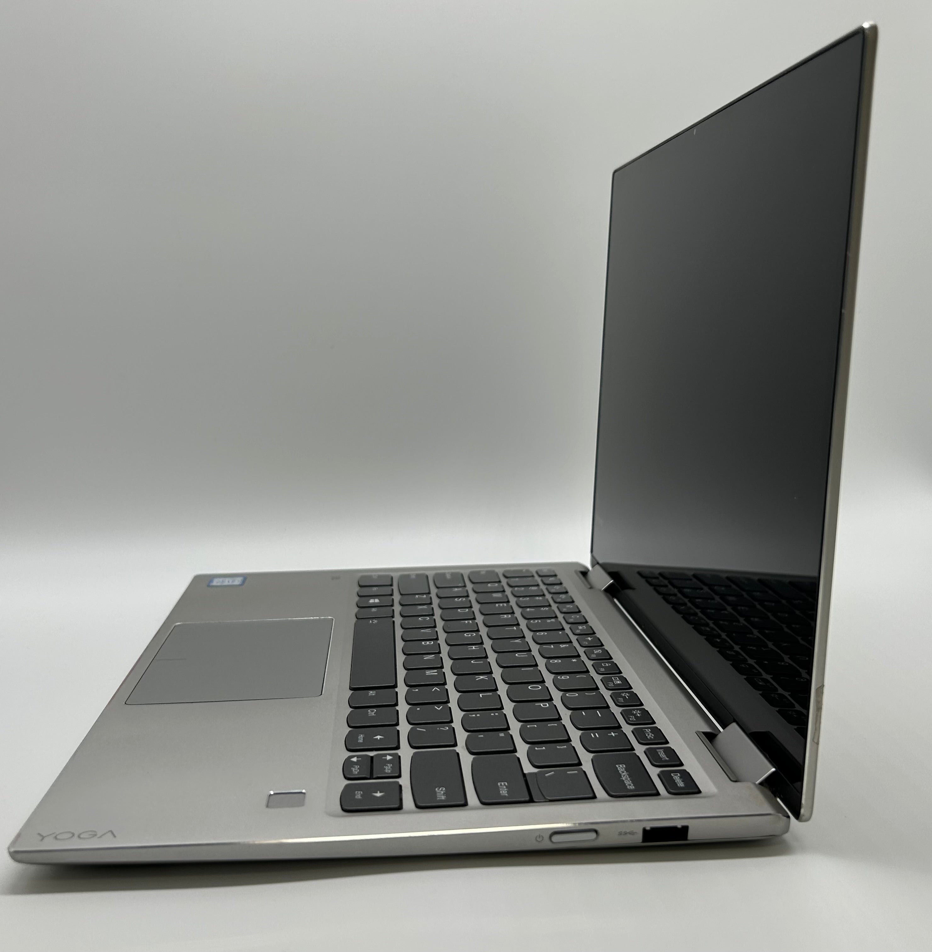 Lenovo Yoga 720-IKB 13-inch Core i5 7th Gen 256GB 8GB Silver Laptop - Used