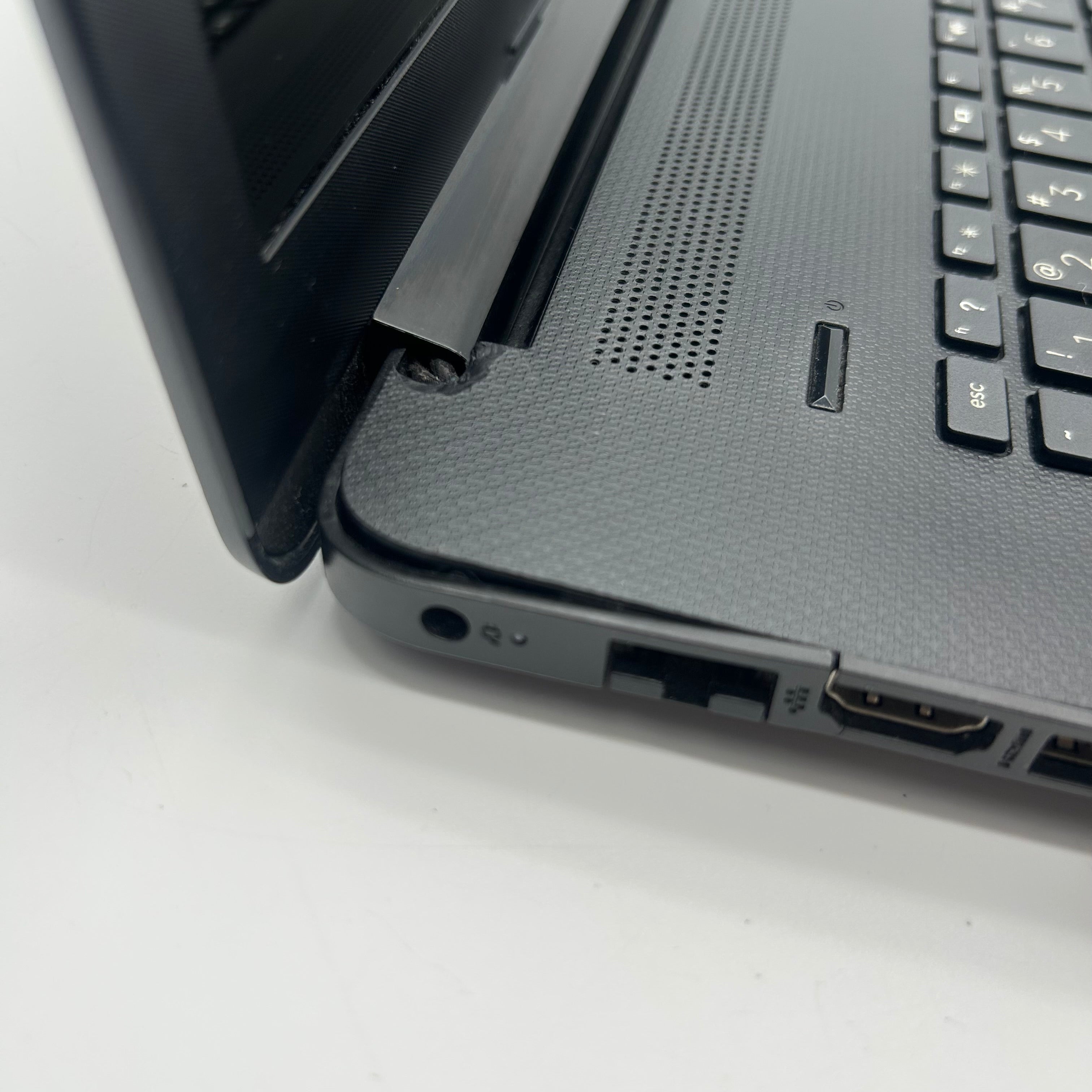 HP 17-by3613dx 17-inch Laptop Core i5 10th Gen 8GB RAM 256GB SSD - *READ*