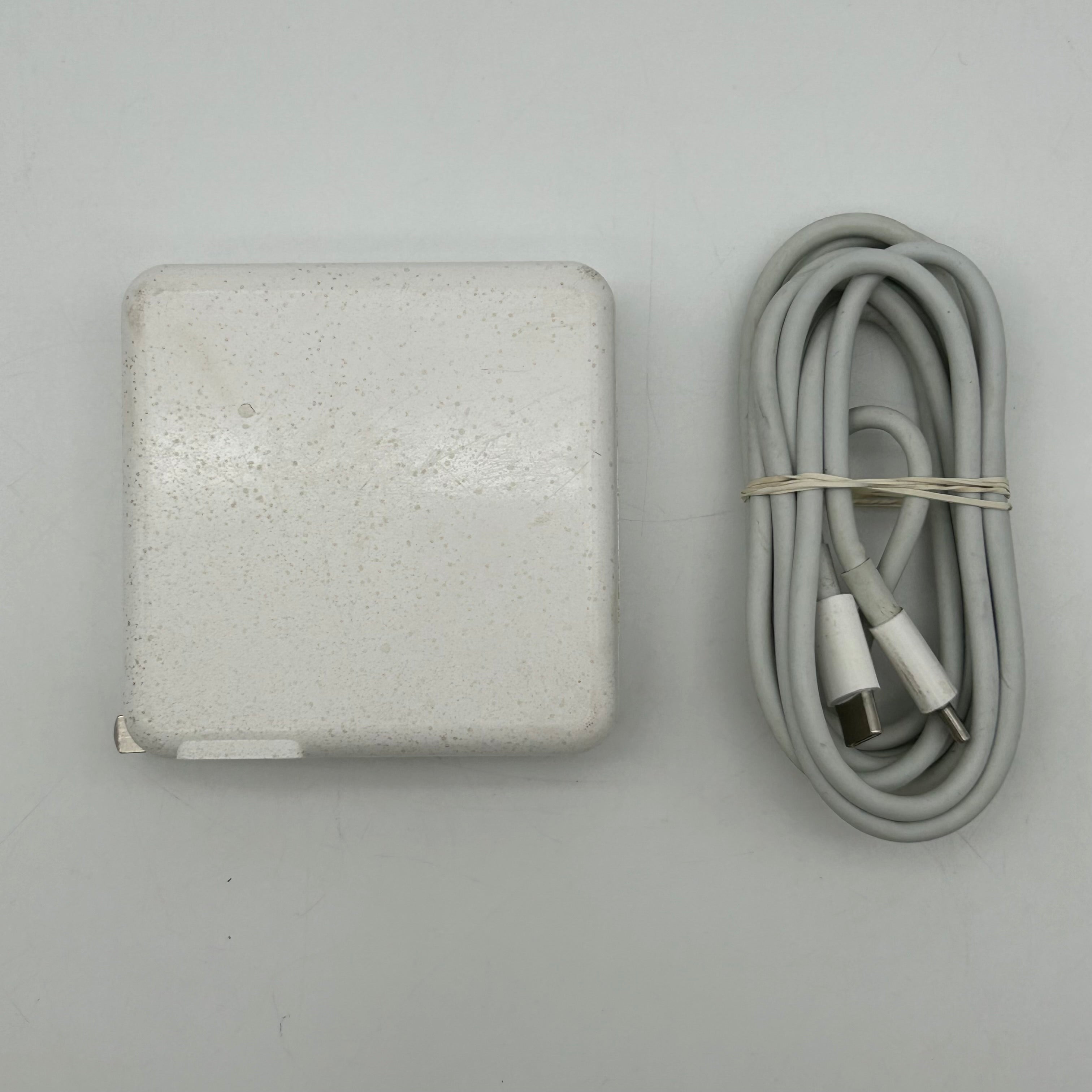 Apple MacBook Pro 13 2019 A1989 i5 2.4GHz 16GB 256GB Service Battery