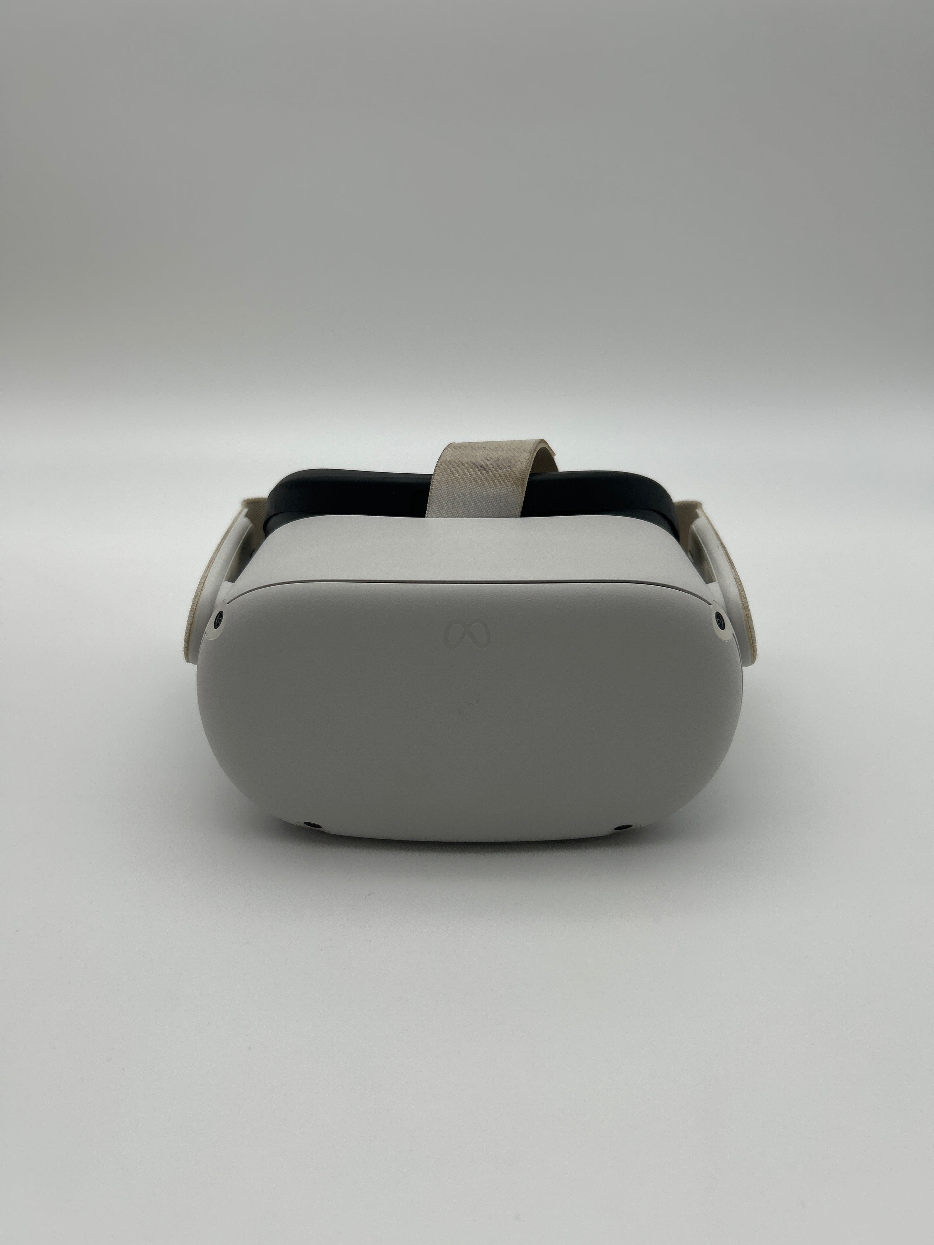 Meta Oculus Quest 2 128GB Advanced All-In-One VR White Headset - Used