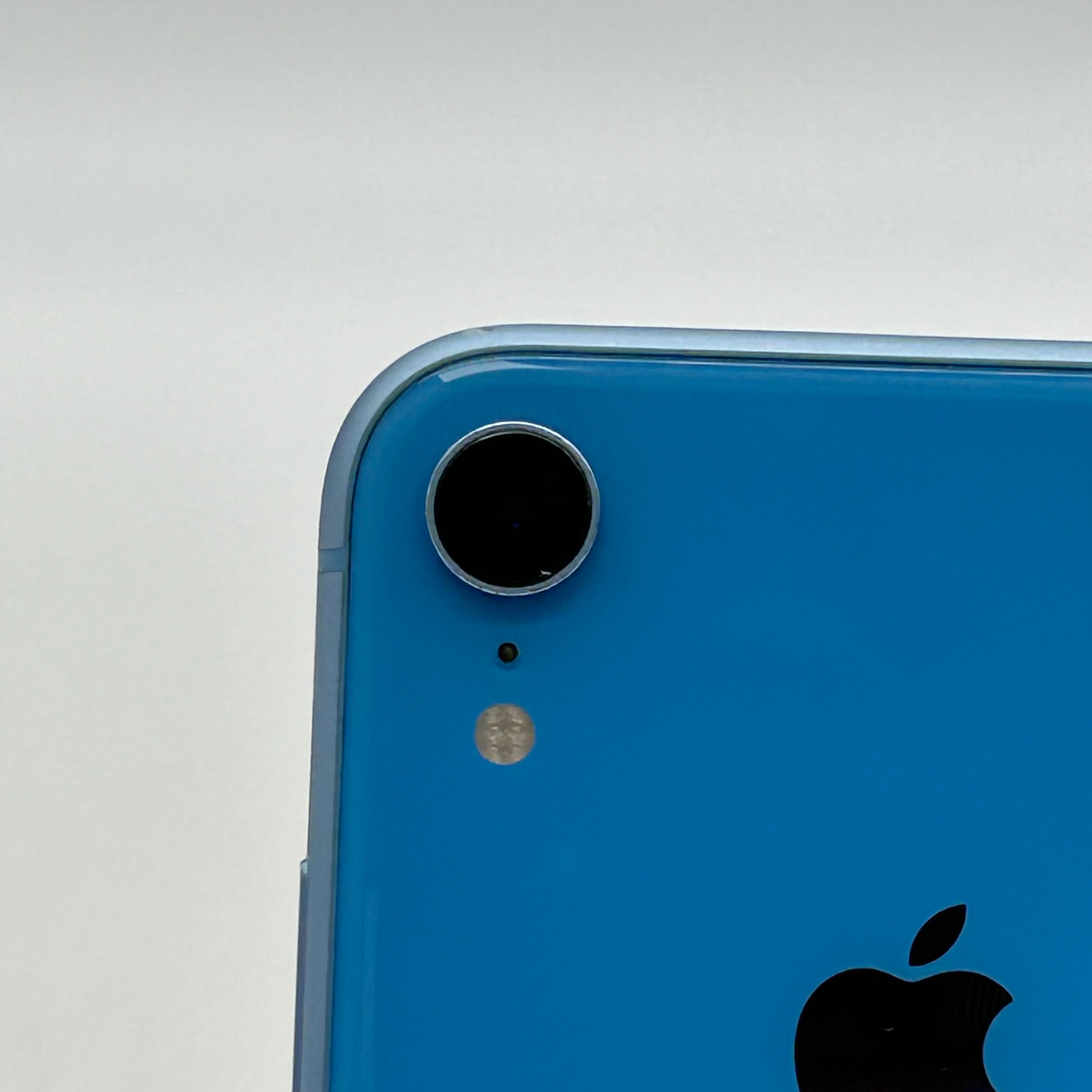Apple iPhone XR A1984 64GB | Blue | UNLOCKED | READ