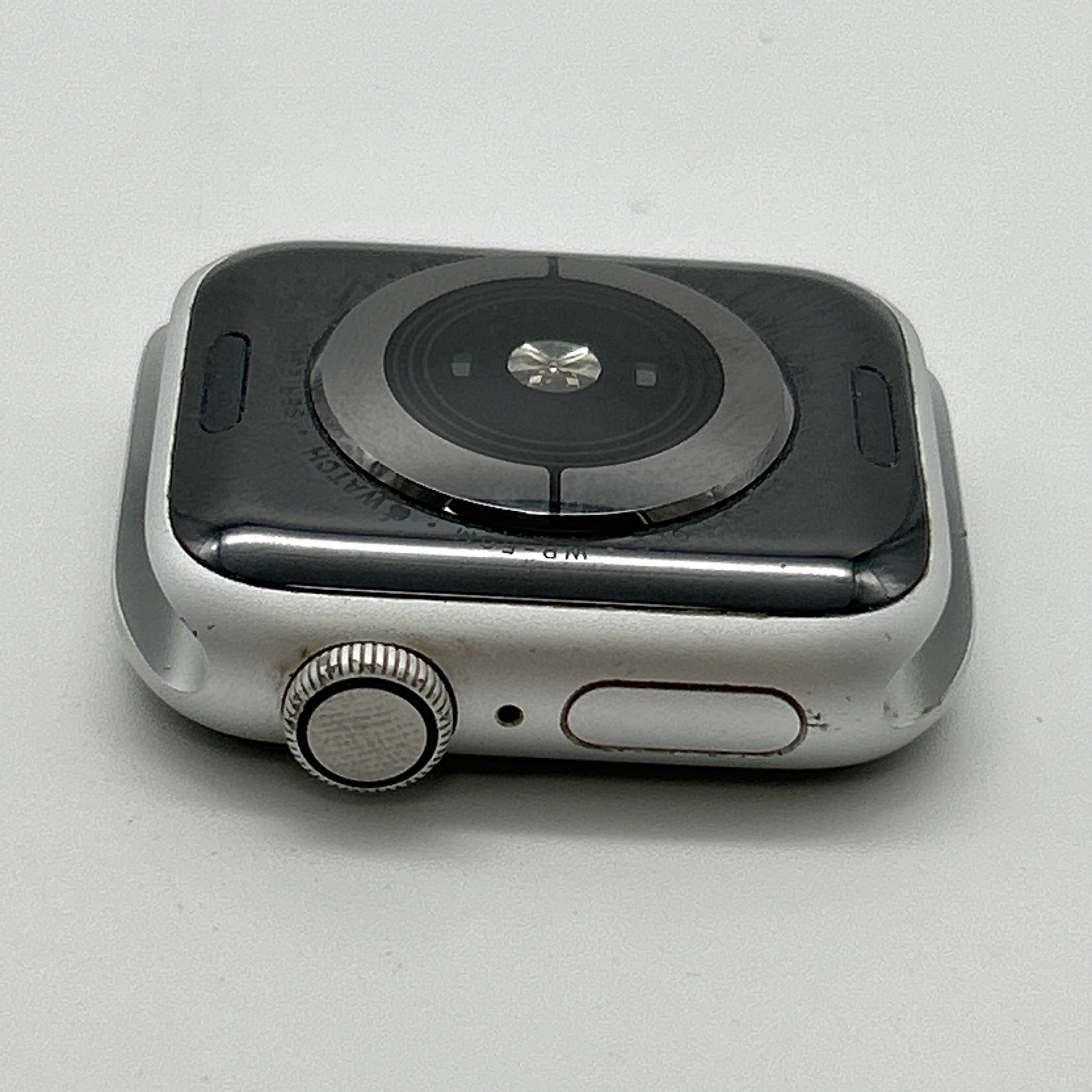 Apple Watch Series 4 GPS 40mm Silver A1977 Unlocked Used