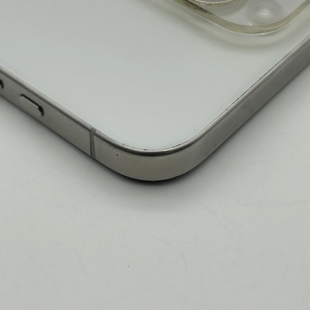 Apple iPhone 15 Pro Max 256GB Factory Unlocked 84%BH White Titanium