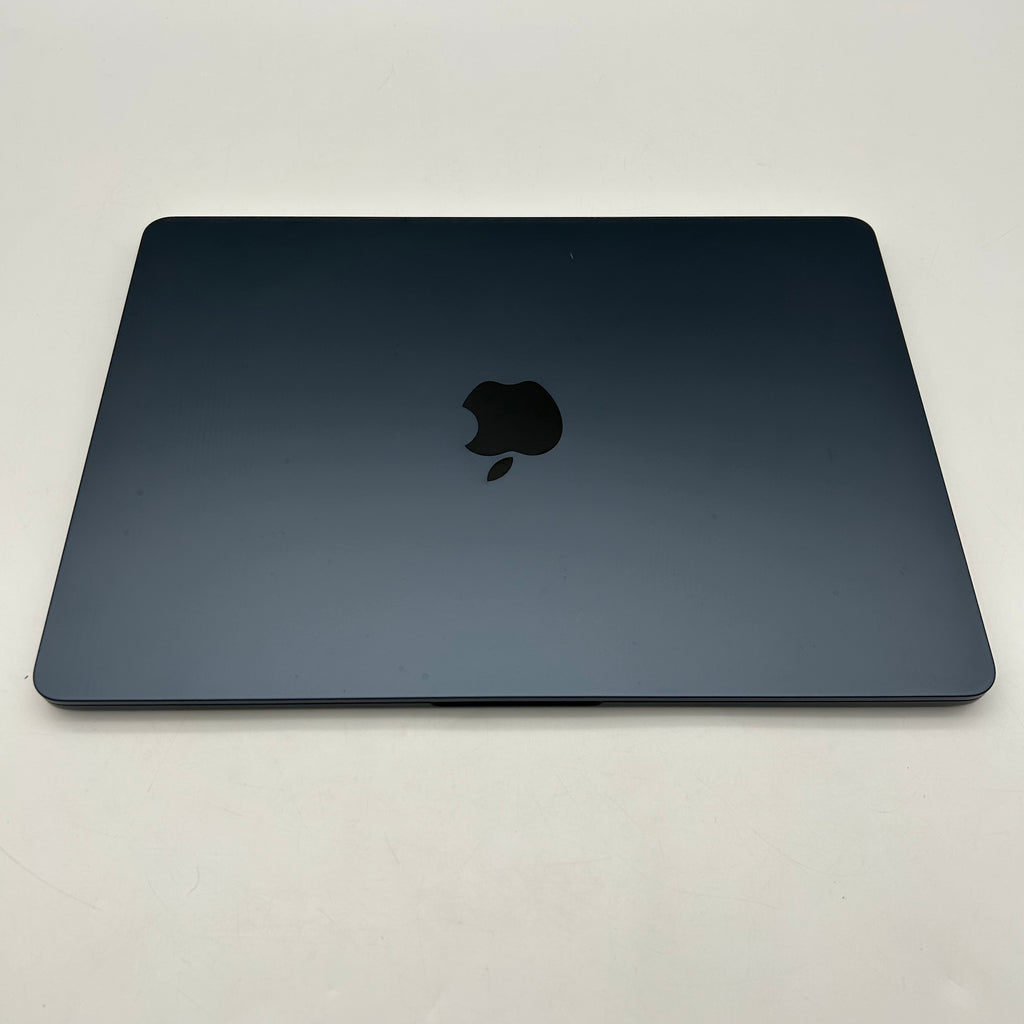 Apple MacBook Air 13-inch M4 A3240 16GB RAM 256GB w/ Cable + Warranty