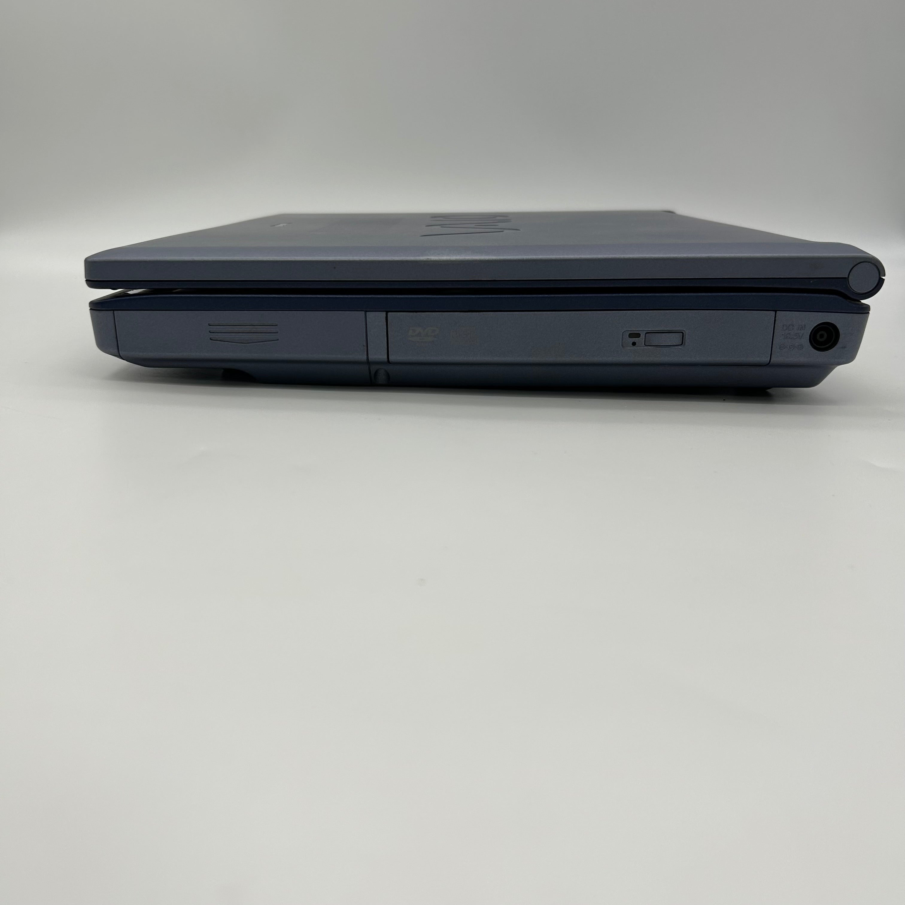 SONY VAIO Pcg-9L1L Vintage 15” Laptop - READ